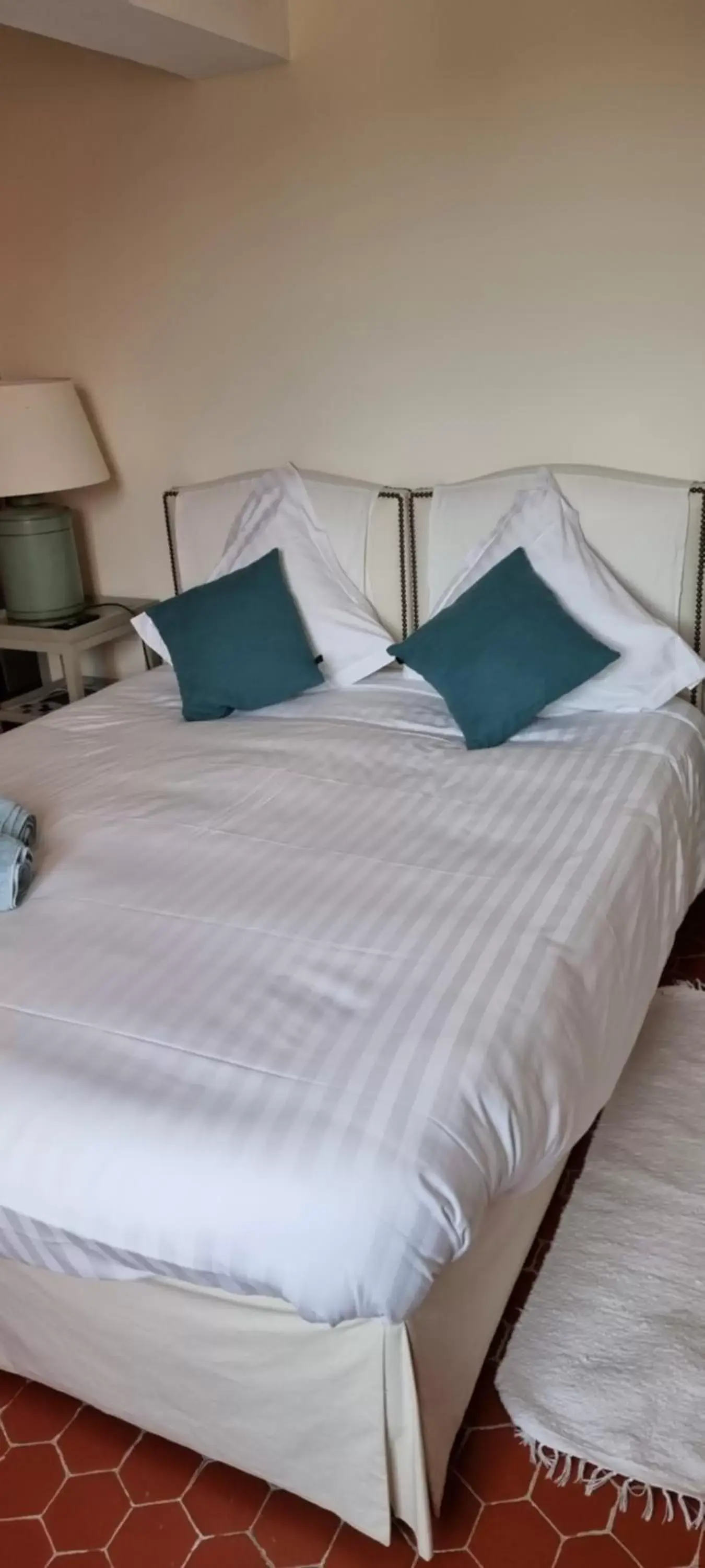 Bedroom, Bed in Le Belvédère - Chambres d'hôtes de charme et Restaurant