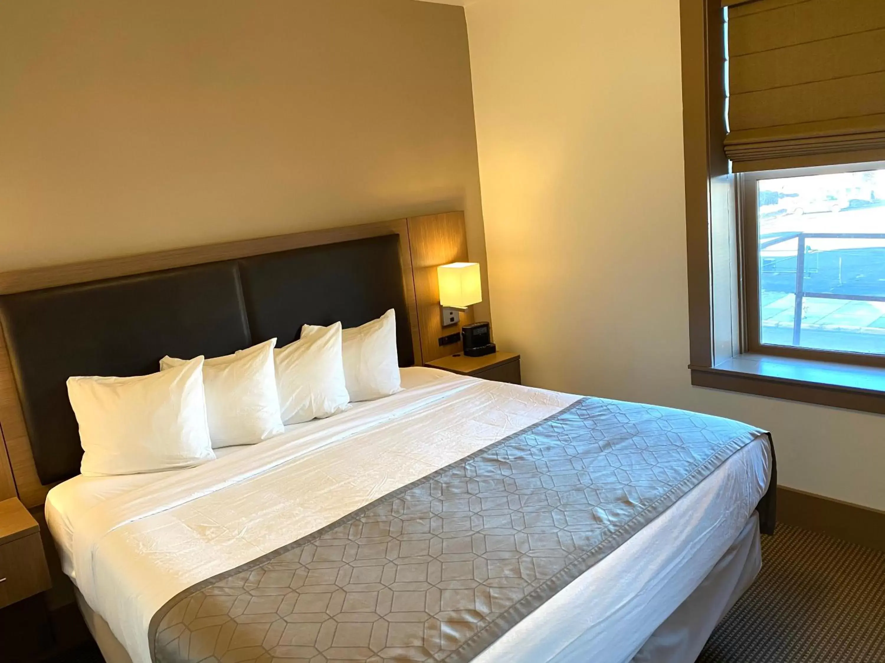 Bedroom, Bed in Historic Hotel Arvon Bedroom, Bed in Historic Hotel Arvon