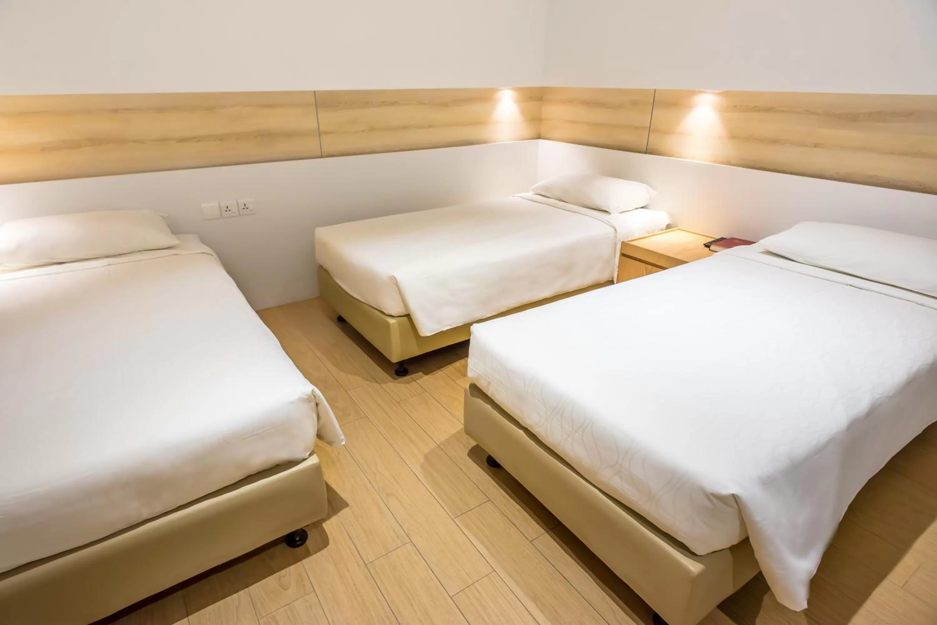 Bedroom, Bed in Summer View Hotel