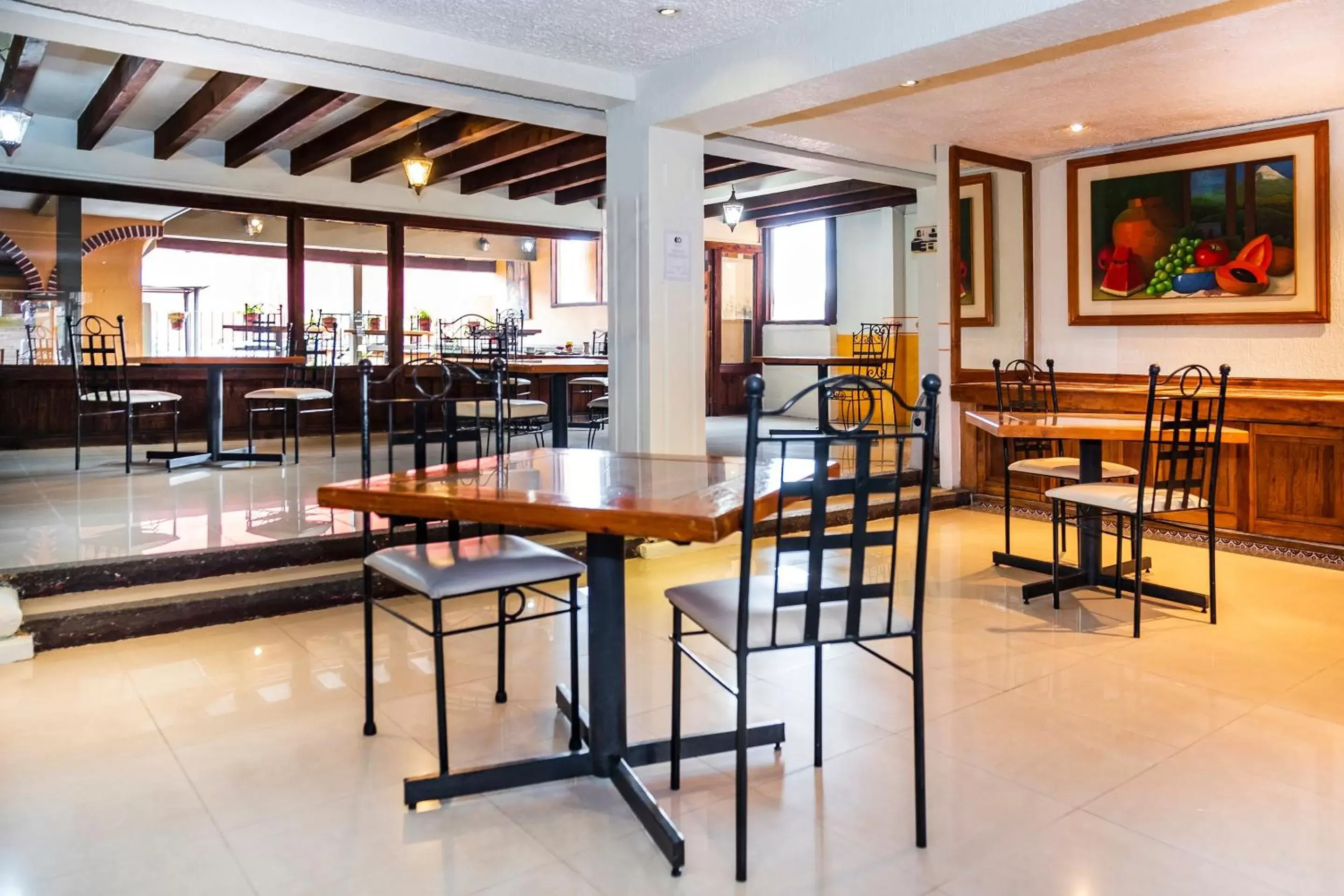 Restaurant/Places to Eat in Capital O Hotel Central, Xalapa