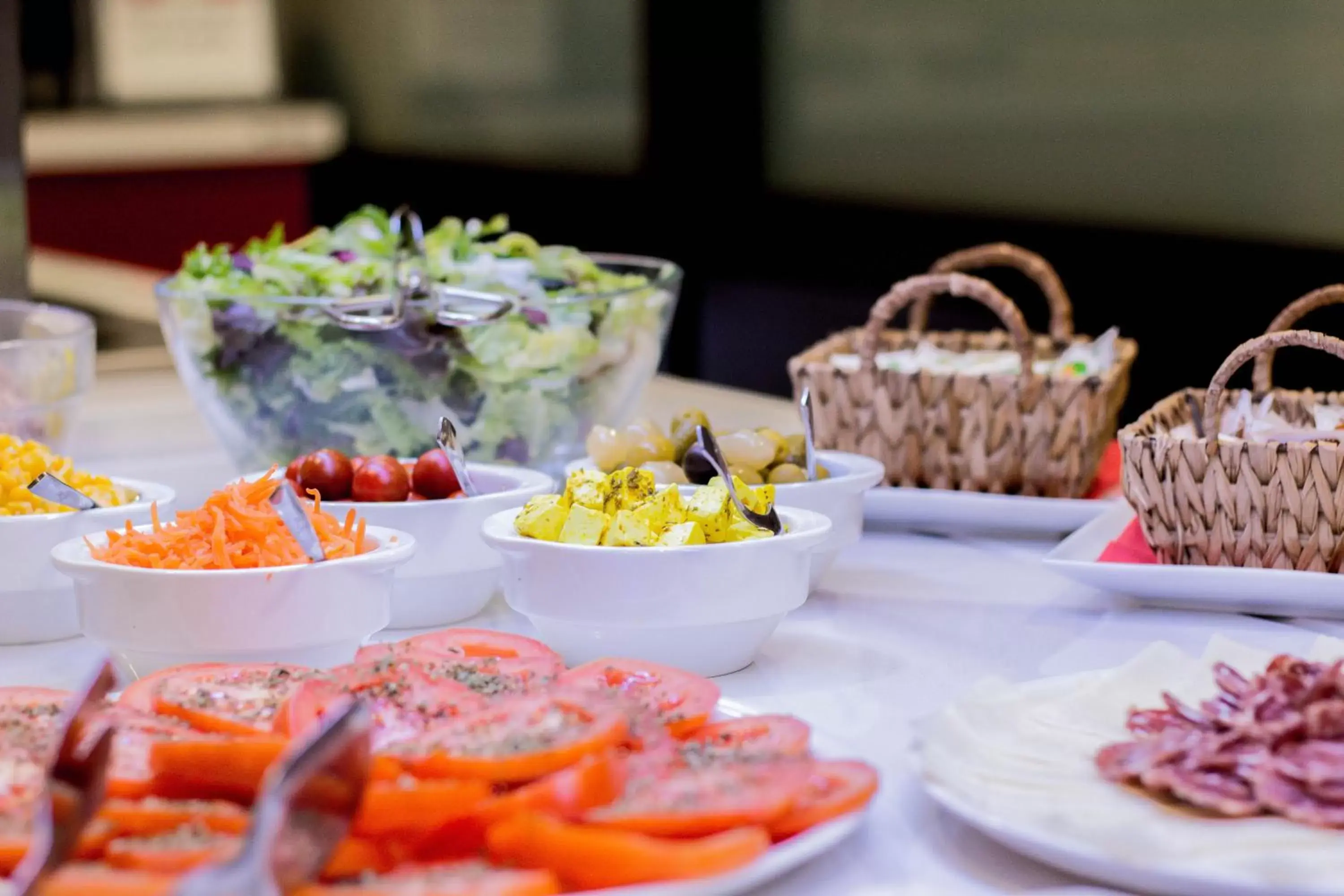 Food in Ibis Girona