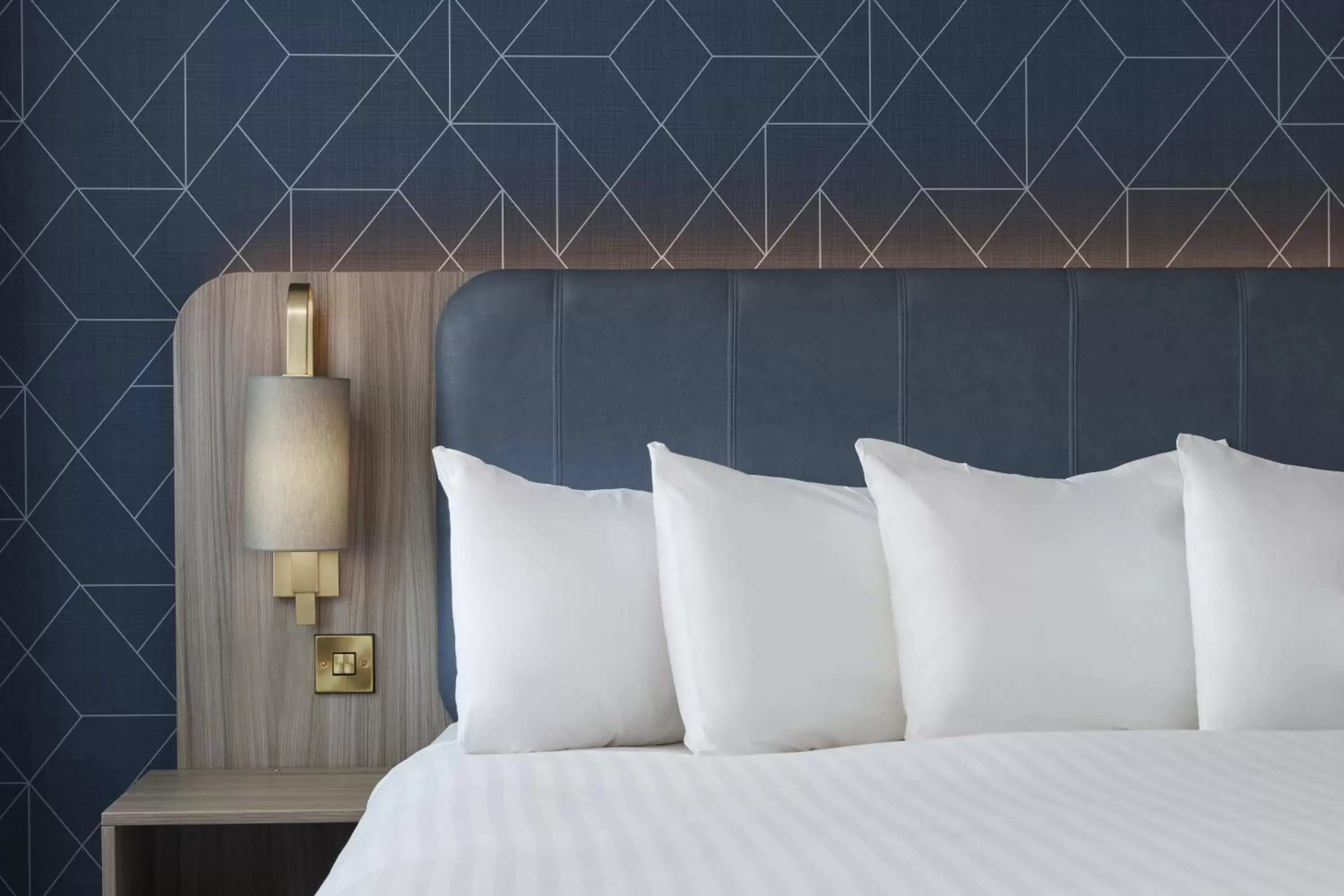 Standard King Room in Leonardo Royal Southampton Grand Harbour Standard King Room in Leonardo Royal Southampton Grand Harbour