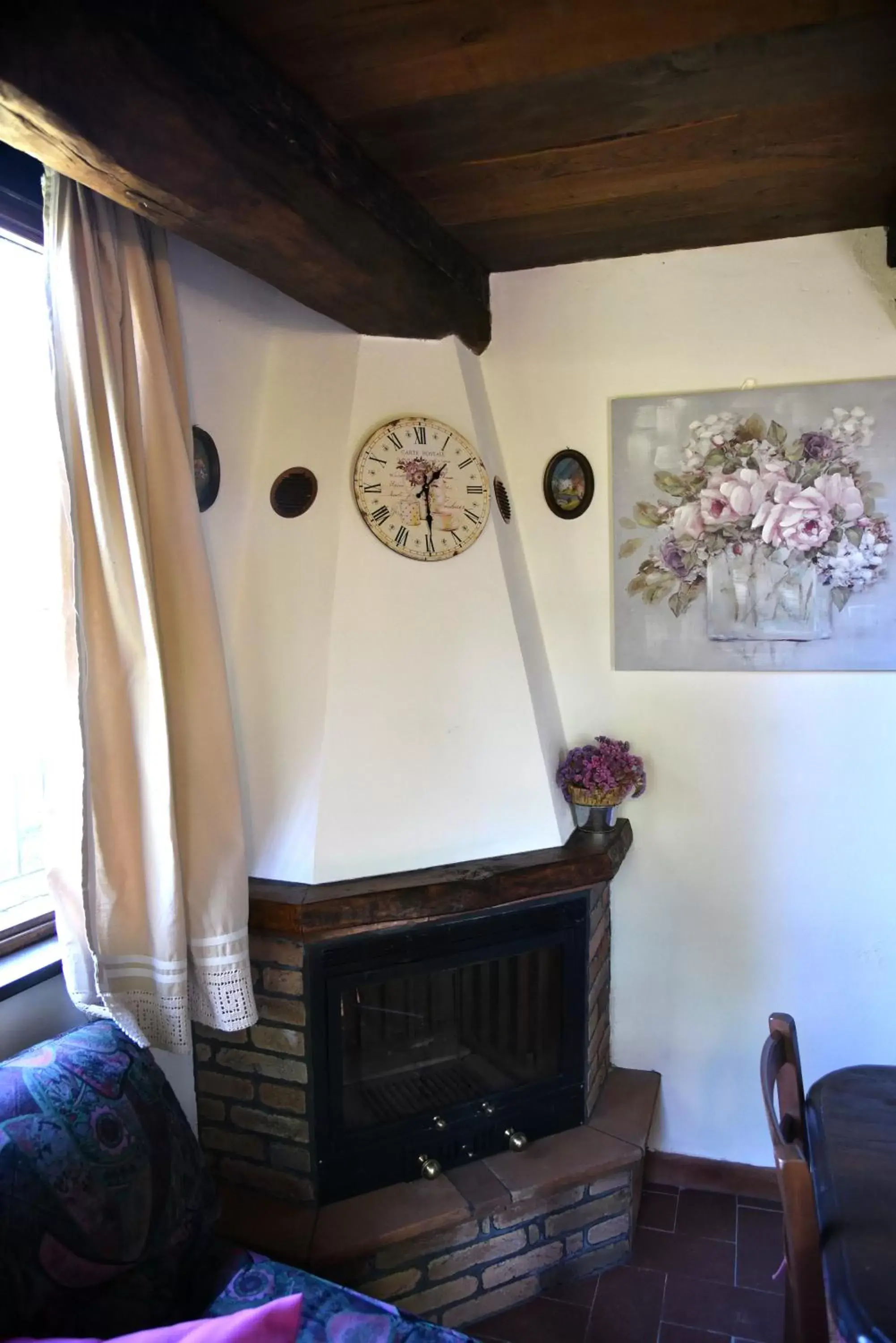 Living room, TV/Entertainment Center in Villa Belvedere