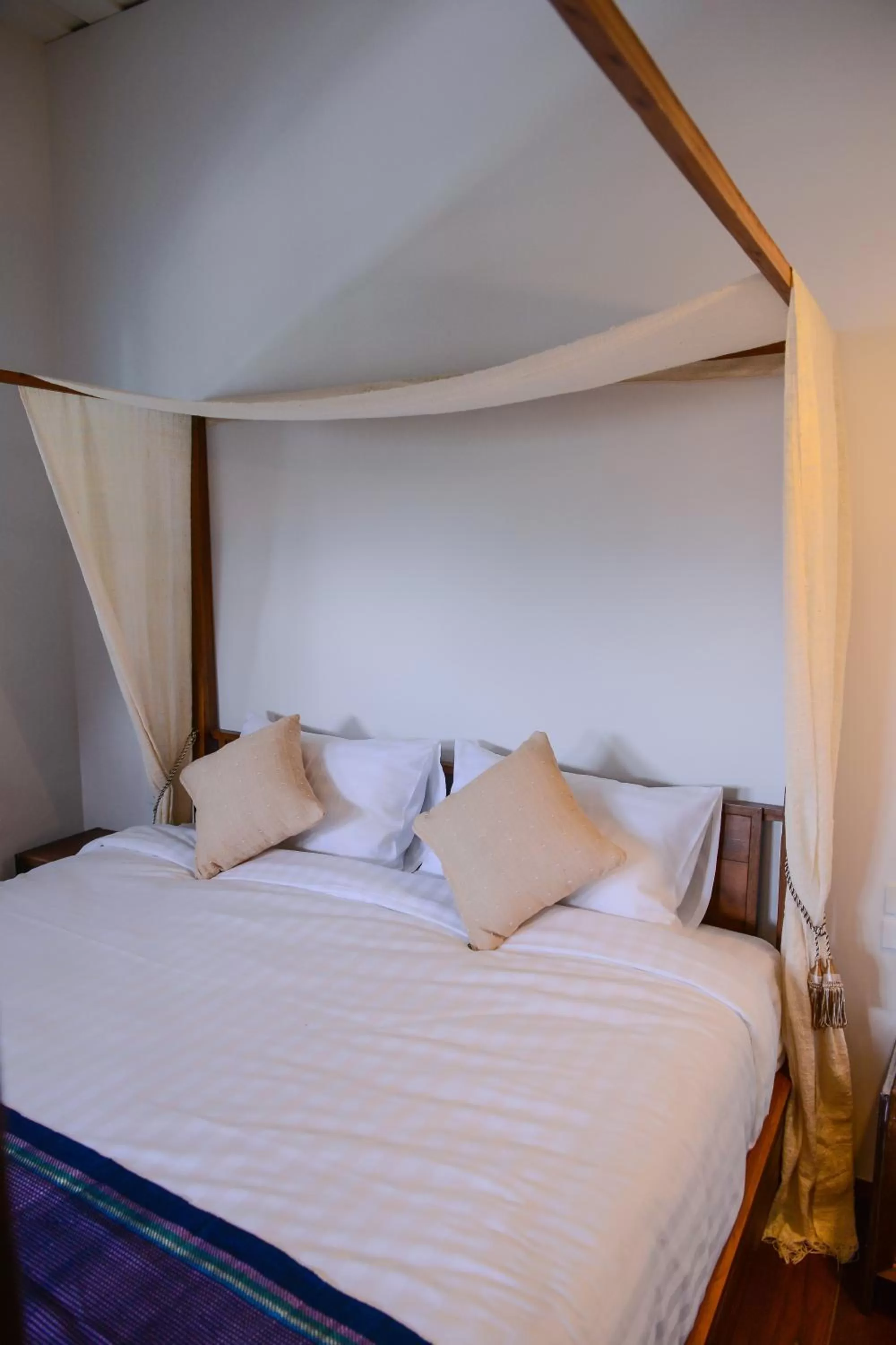 Bed in Neighbor Phuthon