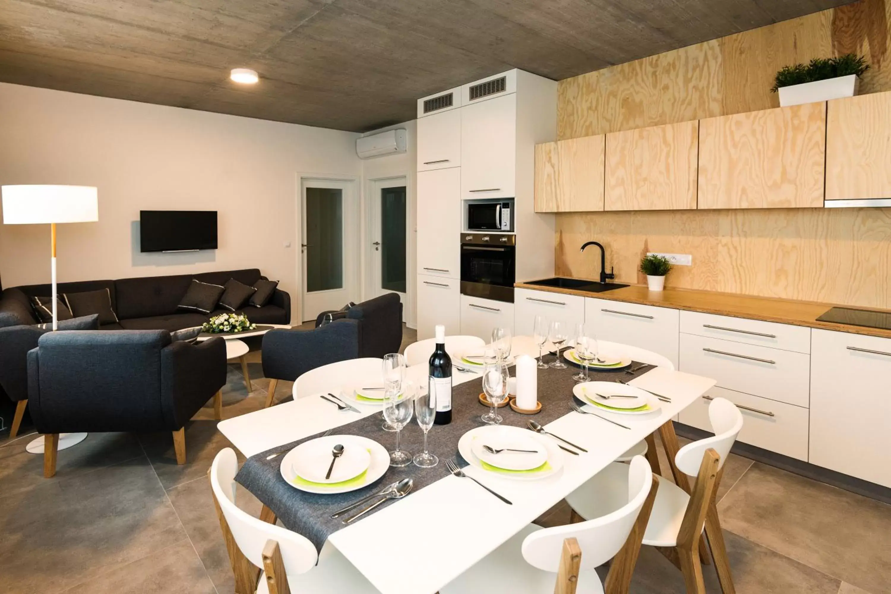 Grand Apartment with Bathtub in Residence Trafick Grand Apartment with Bathtub in Residence Trafick