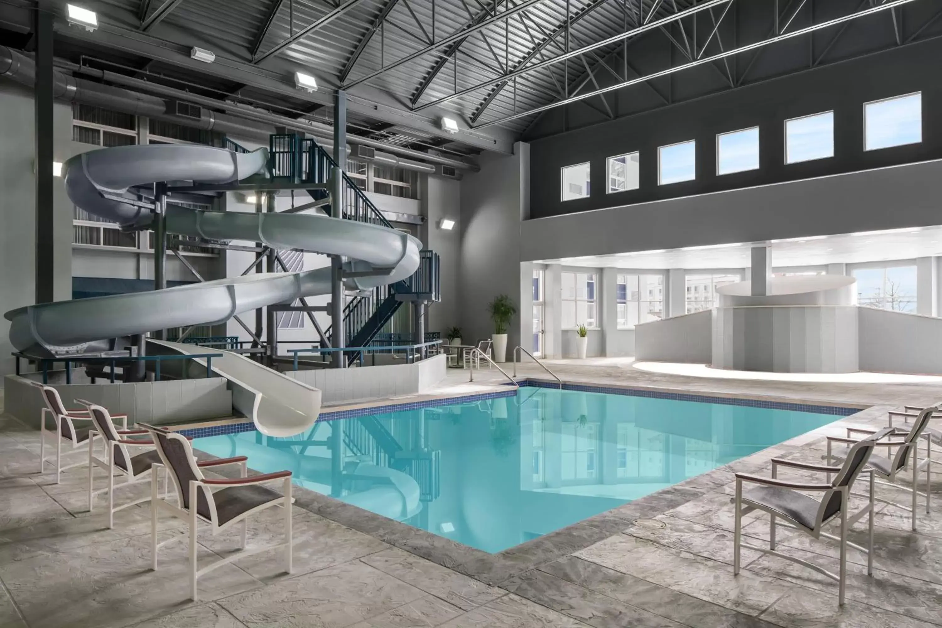 Swimming Pool in Delta Hotels by Marriott Green Bay