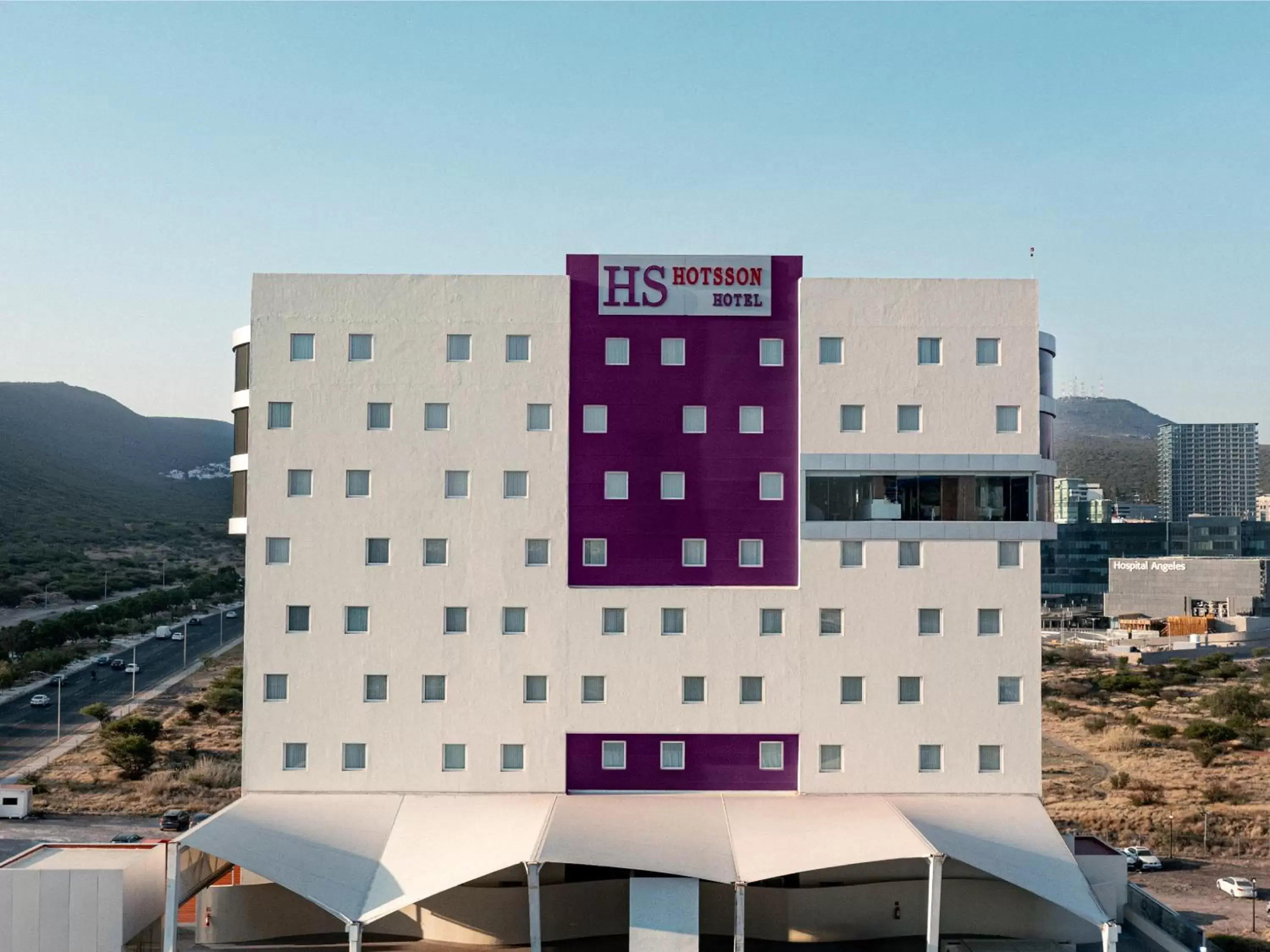 Facade/entrance, Property Building in HS HOTSSON Hotel Queretaro