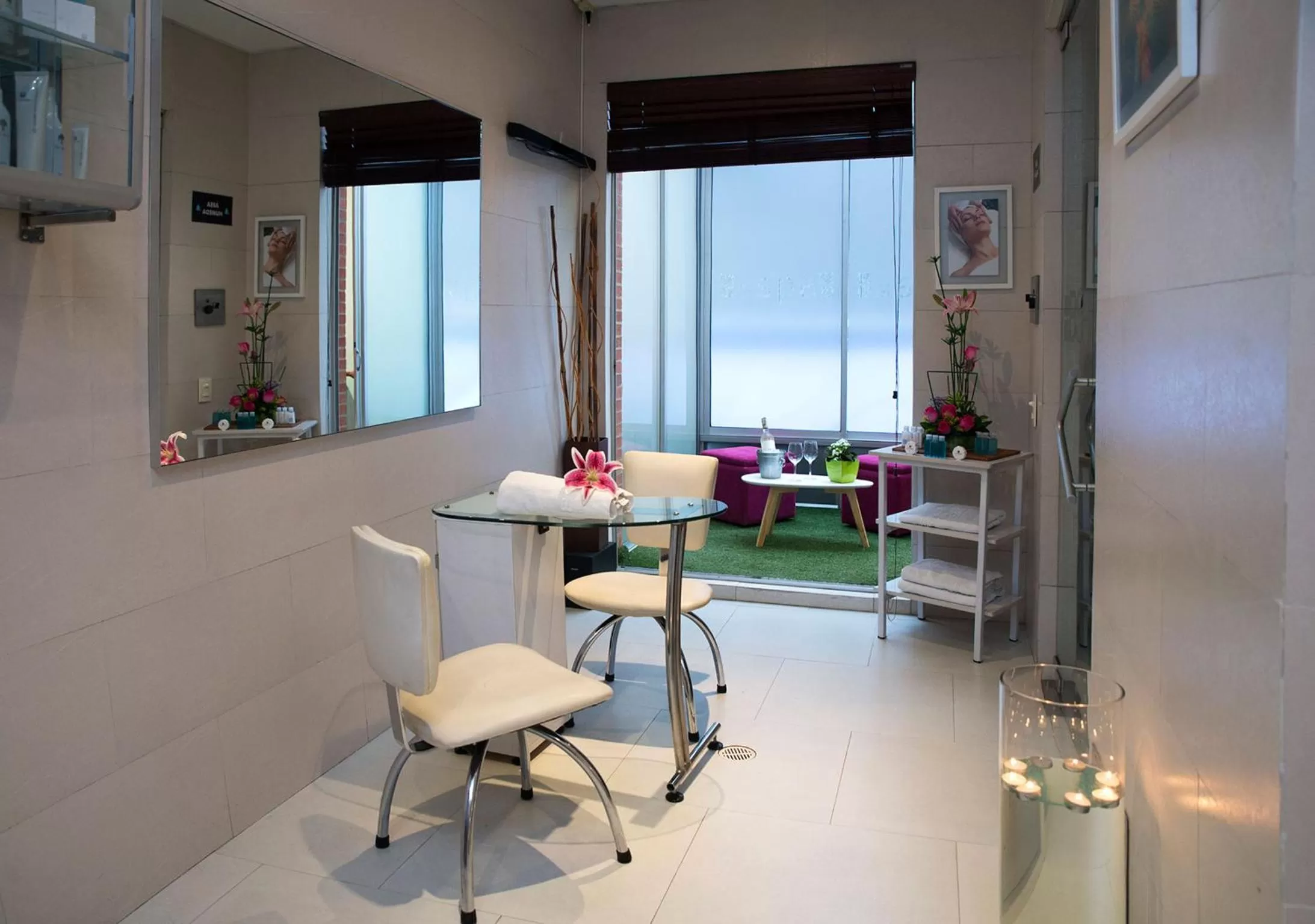 Spa and wellness centre/facilities in Blue Suites Hotel