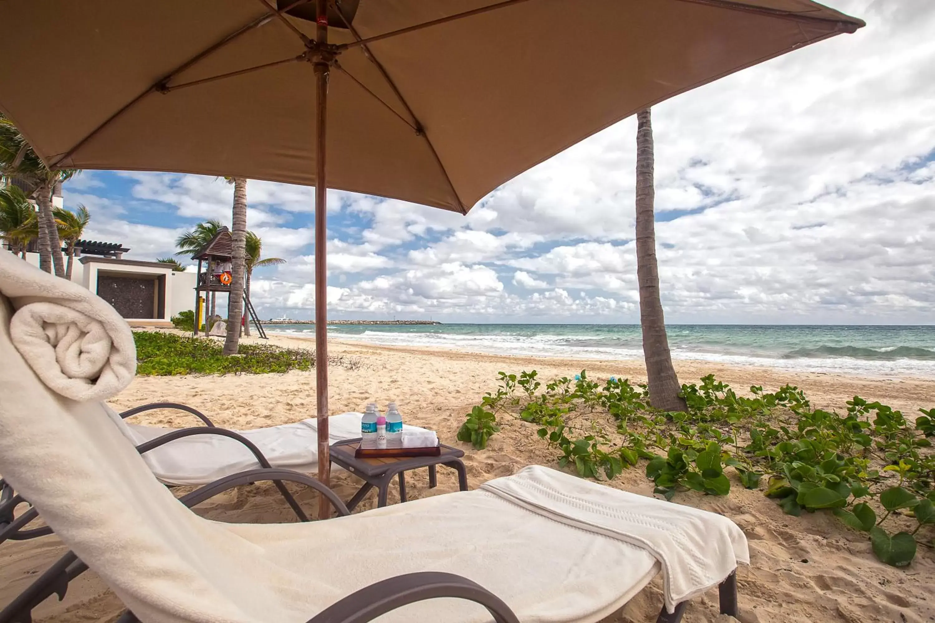 Beach in Grand Residences Riviera Cancun, All Inclusive