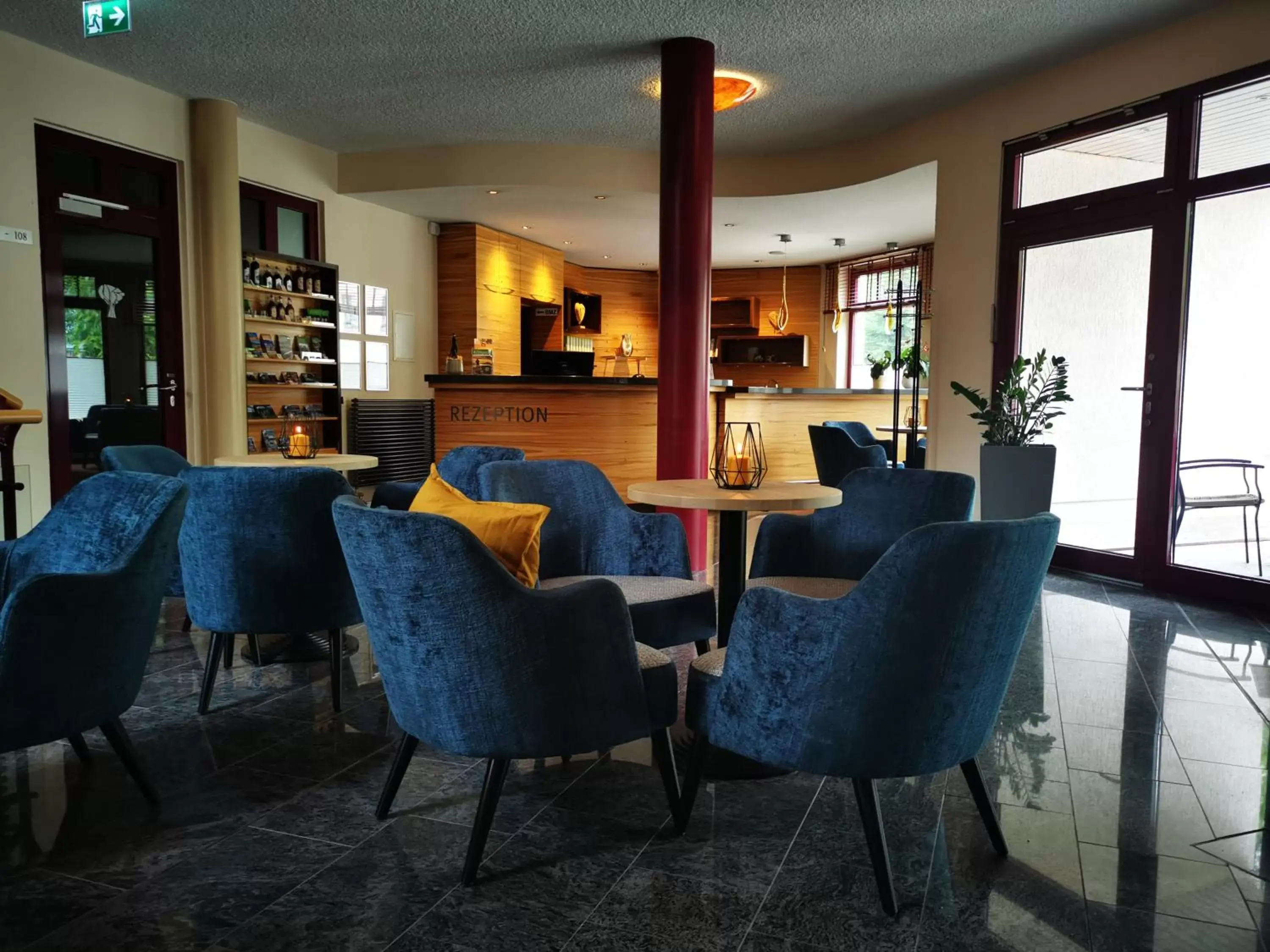 Lobby or reception, Lounge/Bar in Parkhotel Neustadt