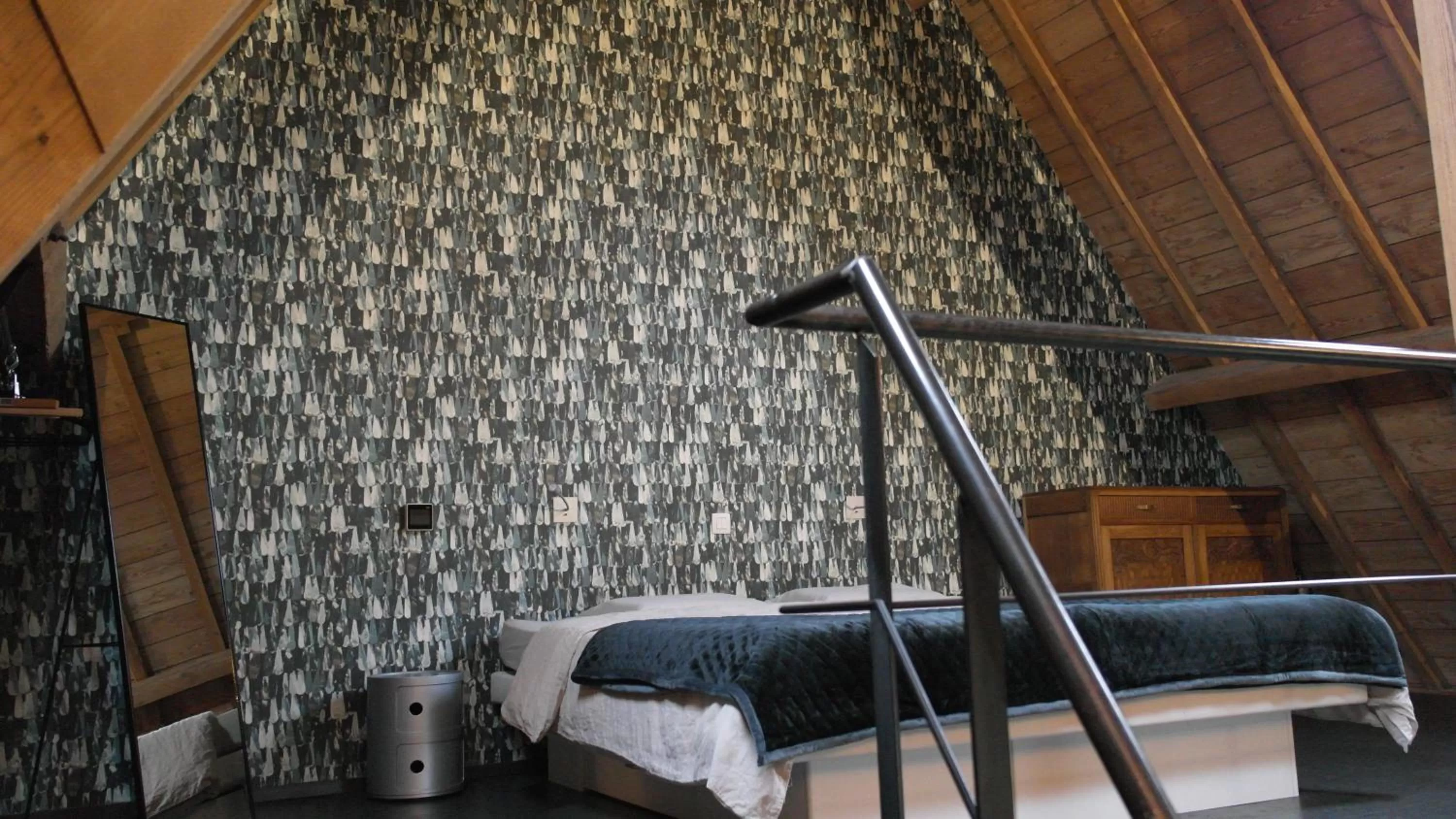 Bedroom, Bed in De Kouterhoeve