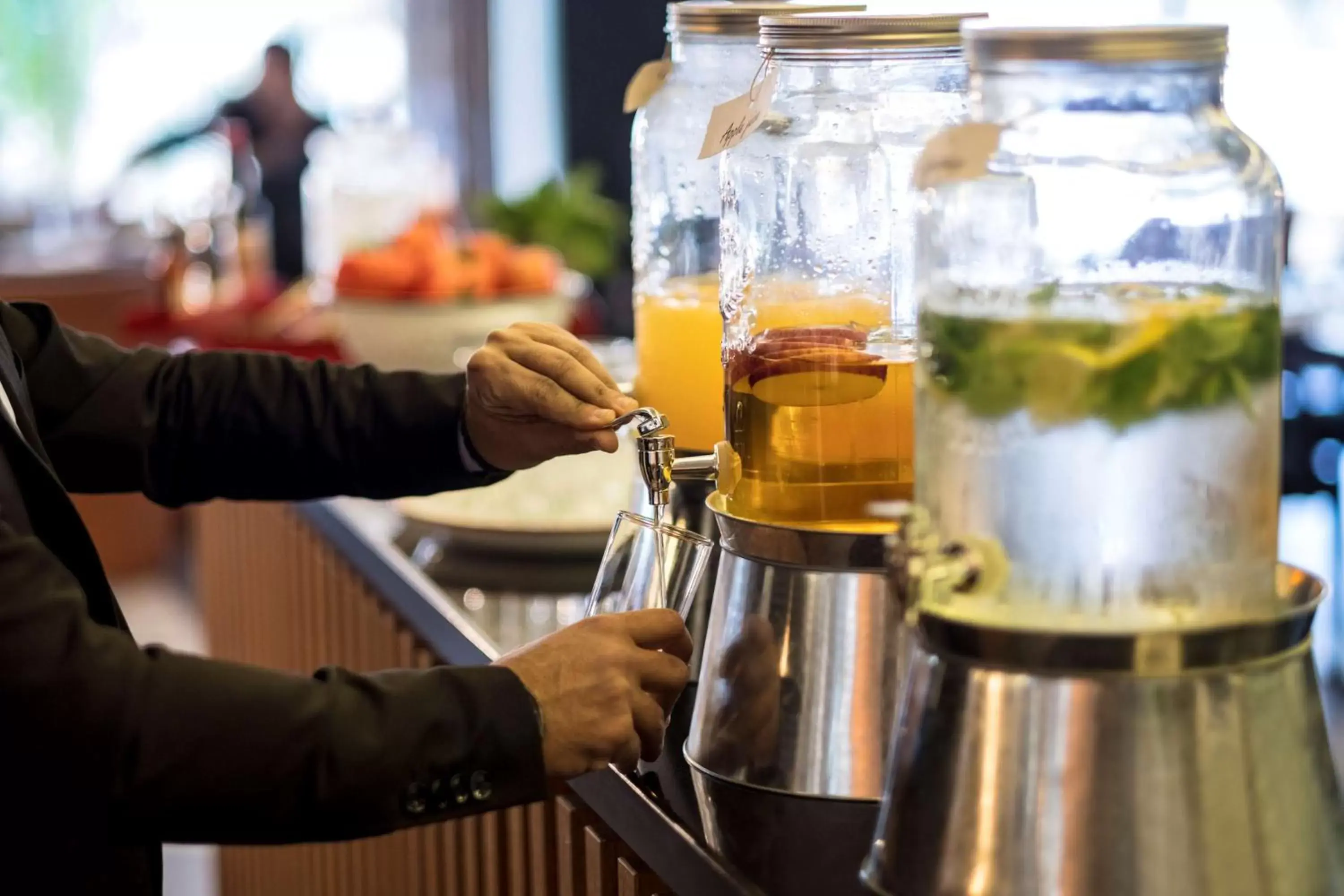 Restaurant/places to eat in Radisson Blu Hotel, Beirut Verdun Restaurant/places to eat in Radisson Blu Hotel, Beirut Verdun