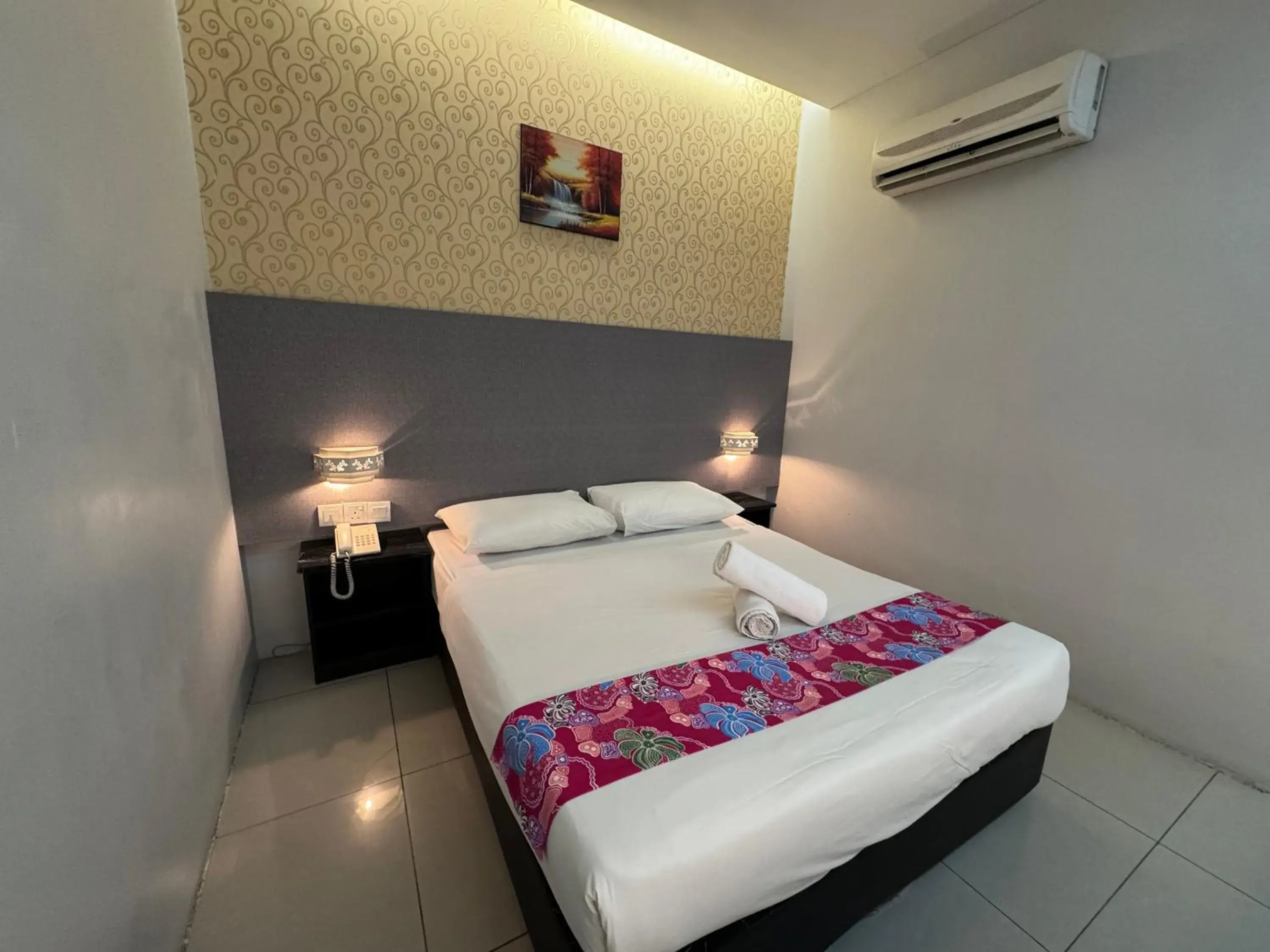 Bed in Best View Hotel Puchong