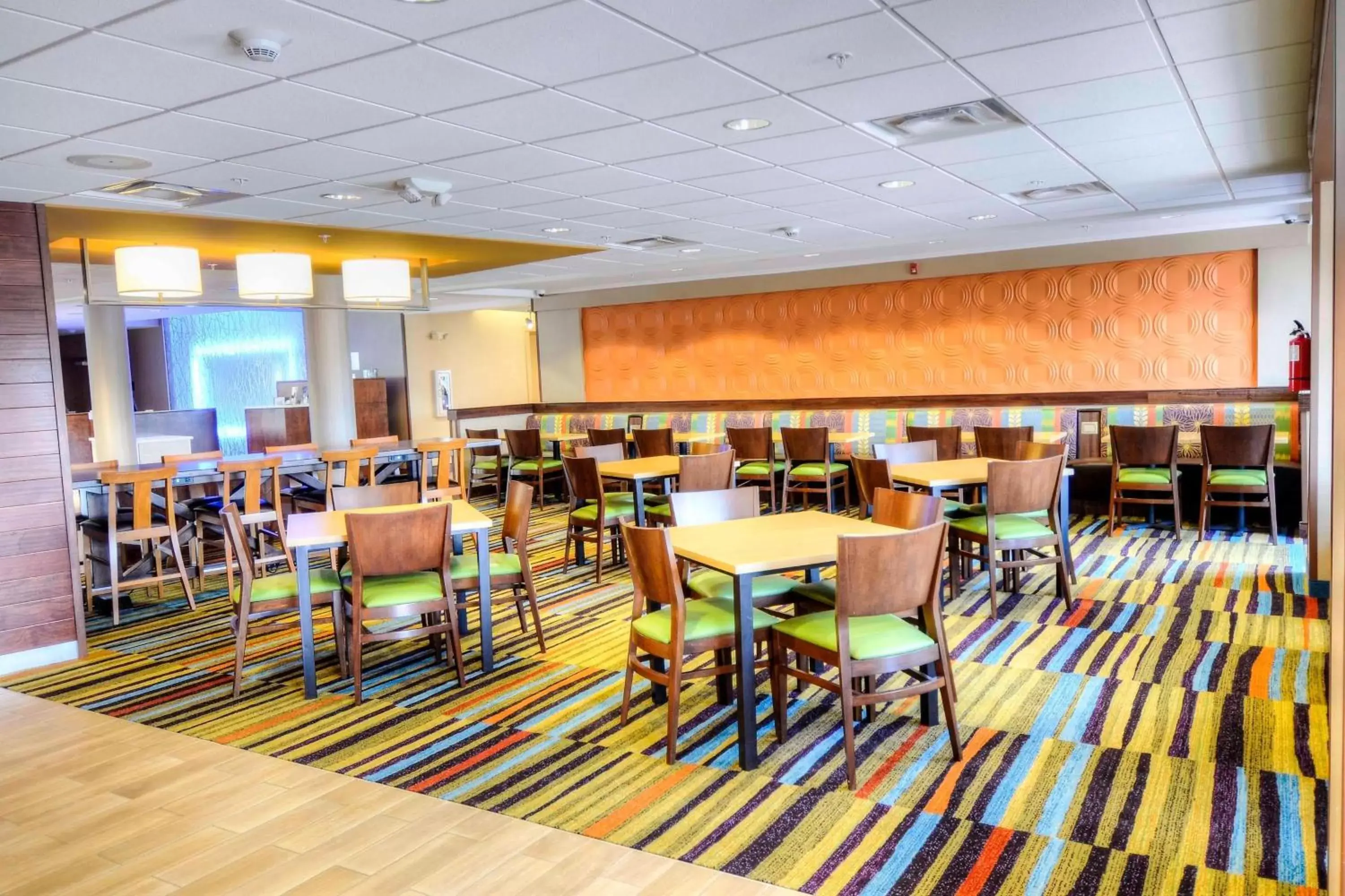 Breakfast, Restaurant/Places to Eat in Fairfield Inn & Suites by Marriott Princeton