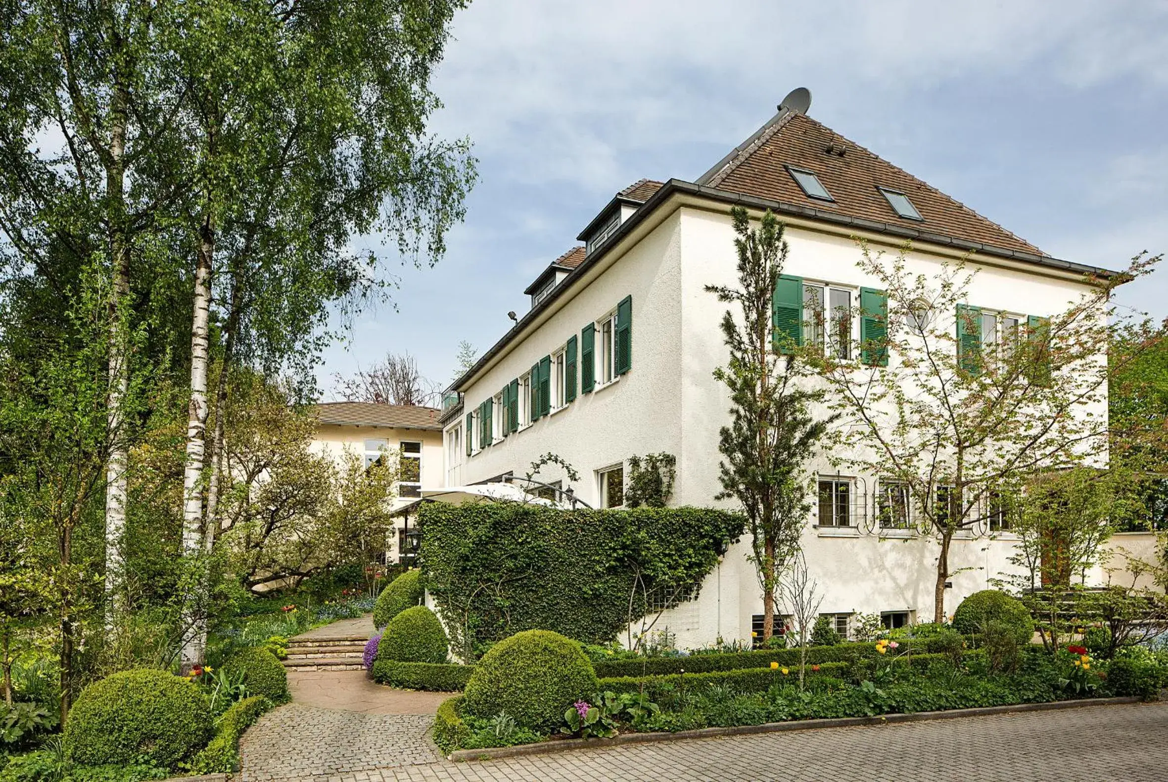 Facade/entrance, Property Building in Villa Arborea