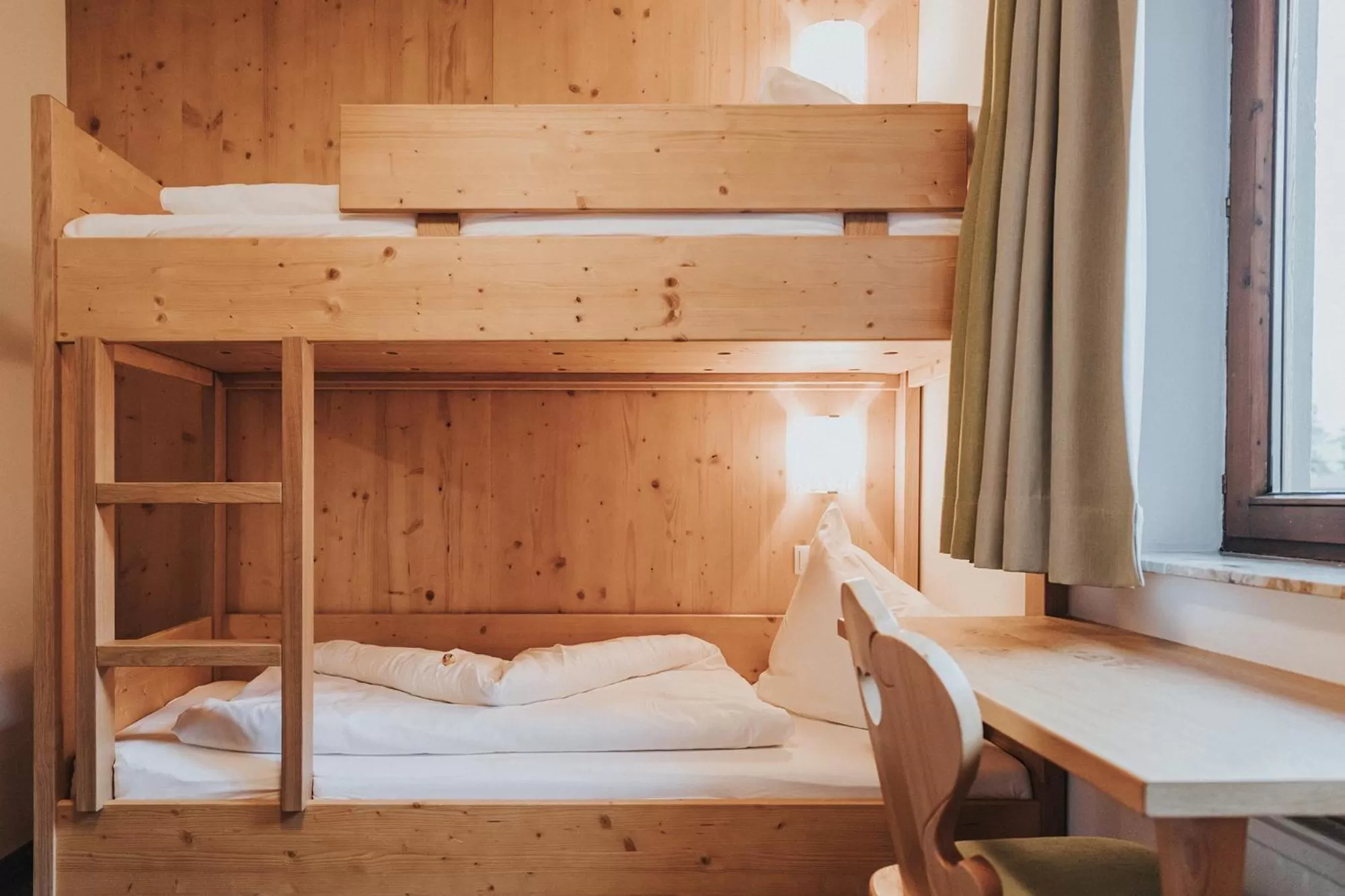 bunk bed, Bed in Hotel Silberfux