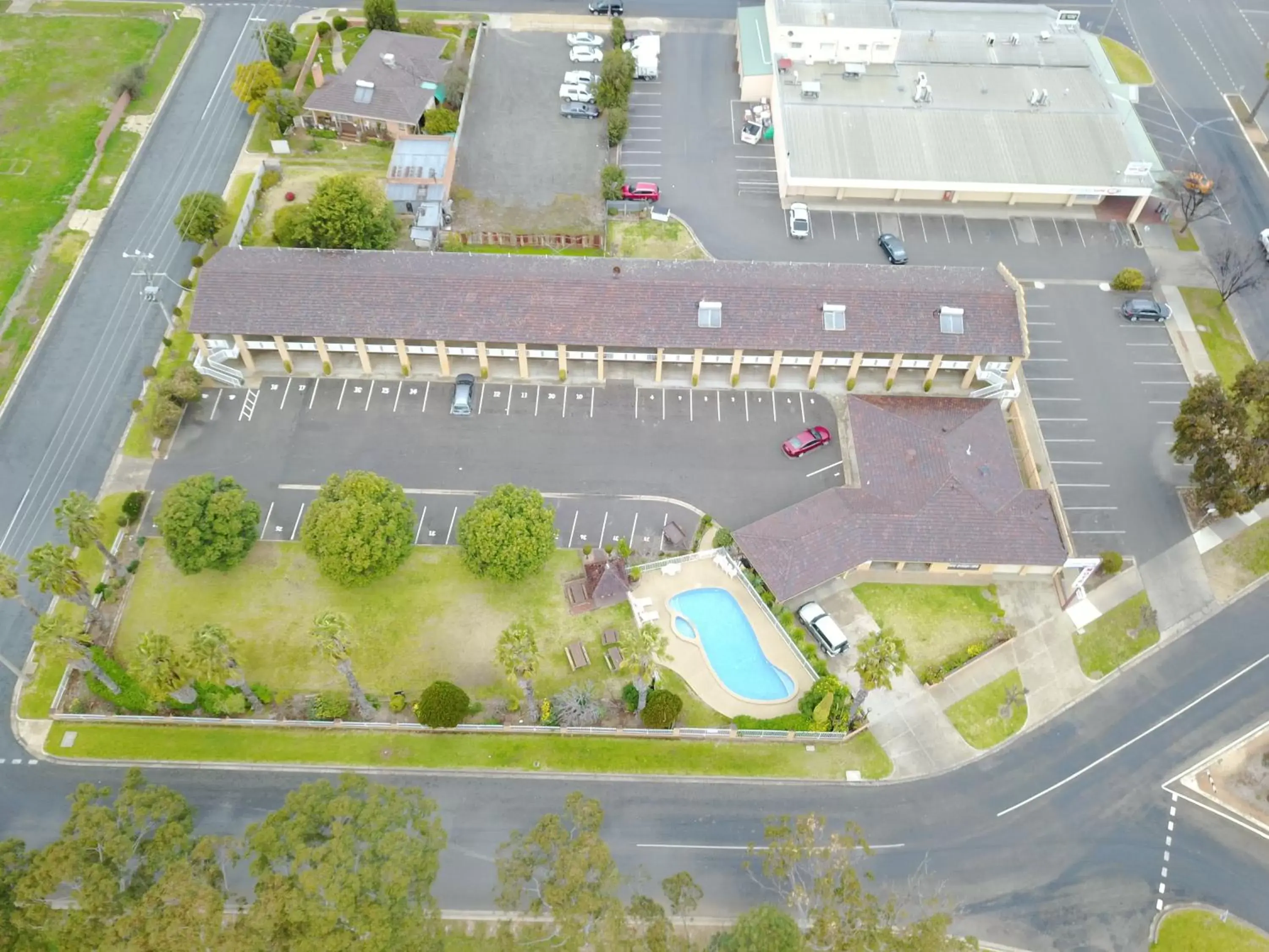 Other, Bird's-eye View in Lakeview Motel