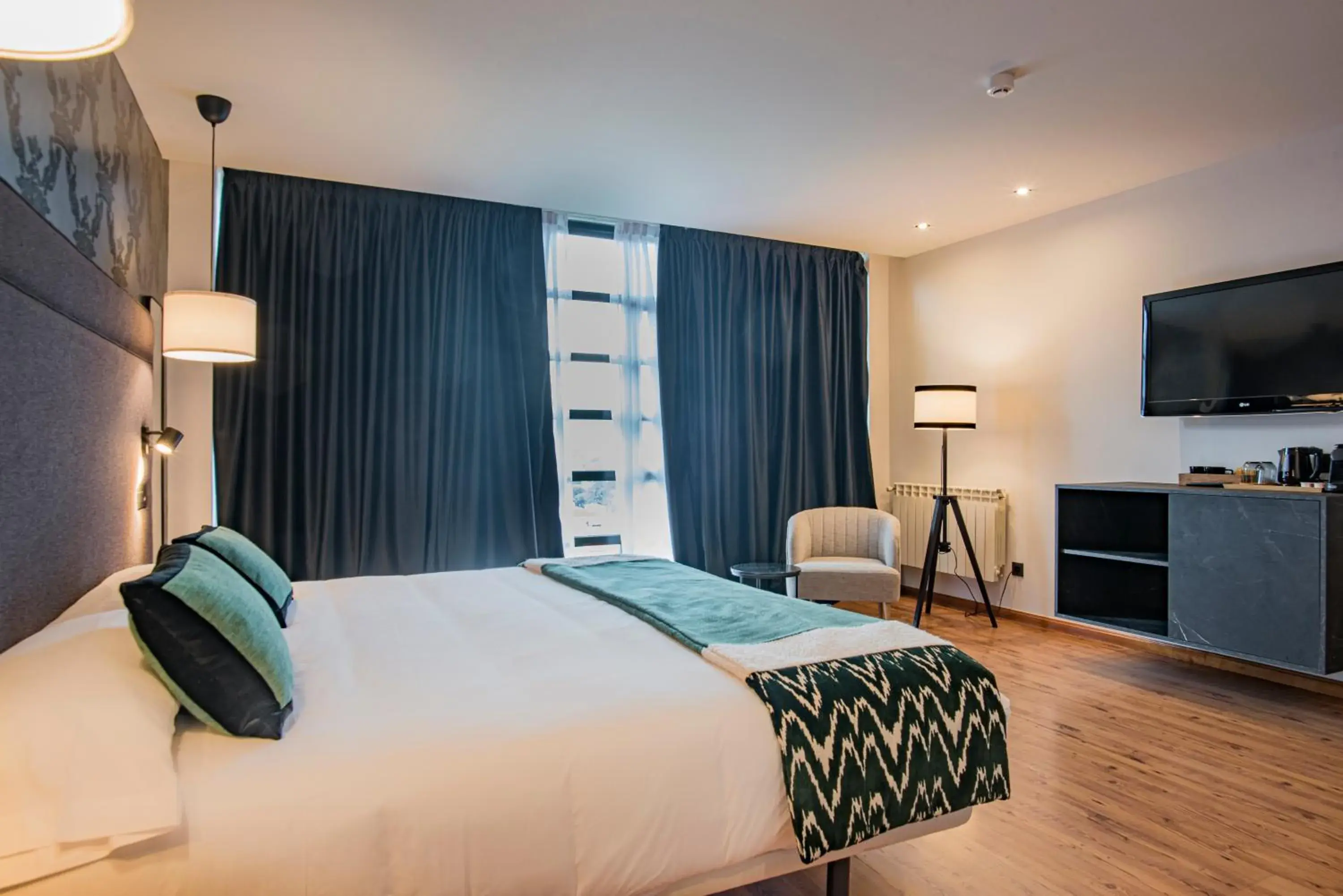 Junior Suite with Parking in Hotel Mirador de la Cepada