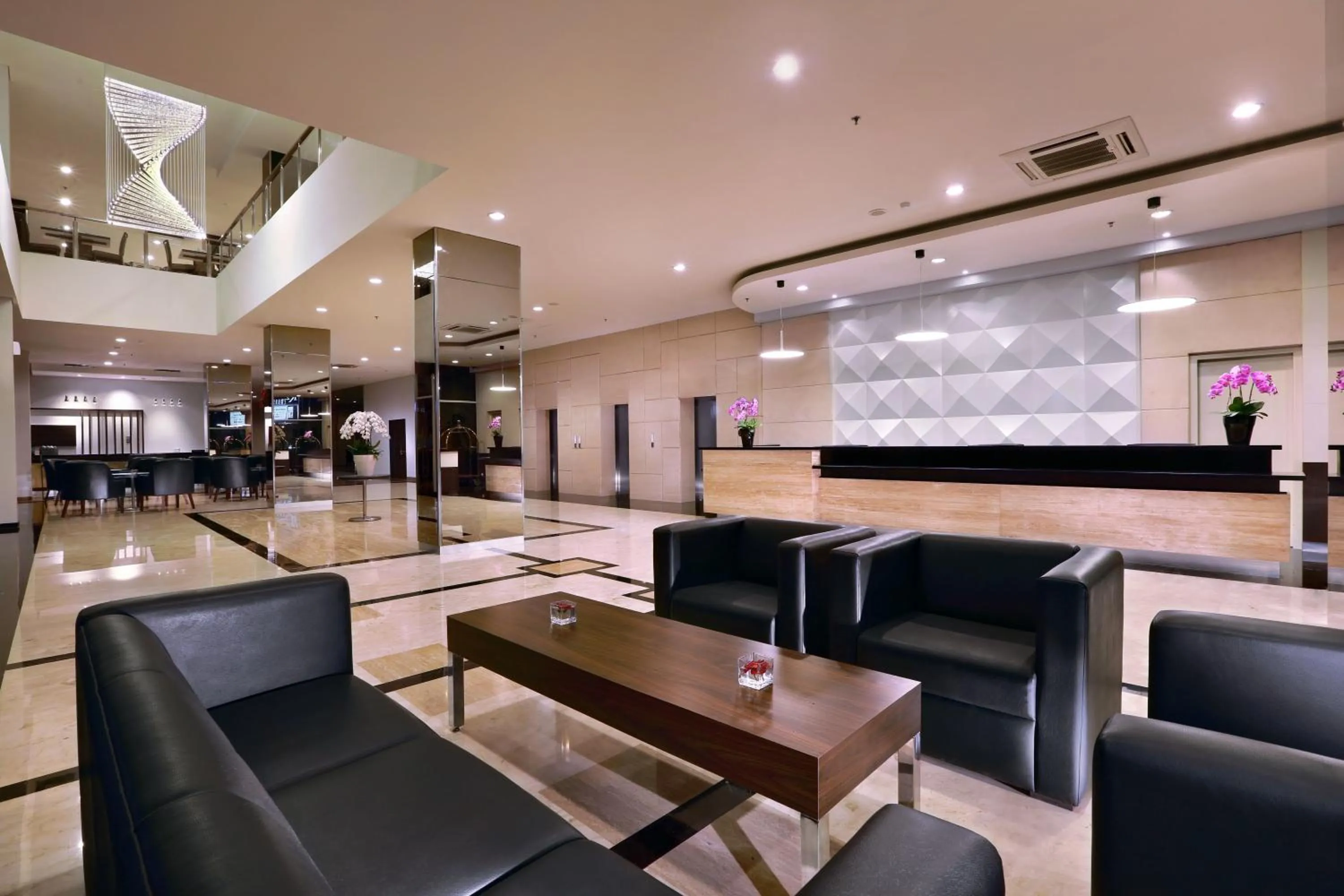 Communal lounge/ TV room in Aston Imperial Bekasi Hotel & Conference Center