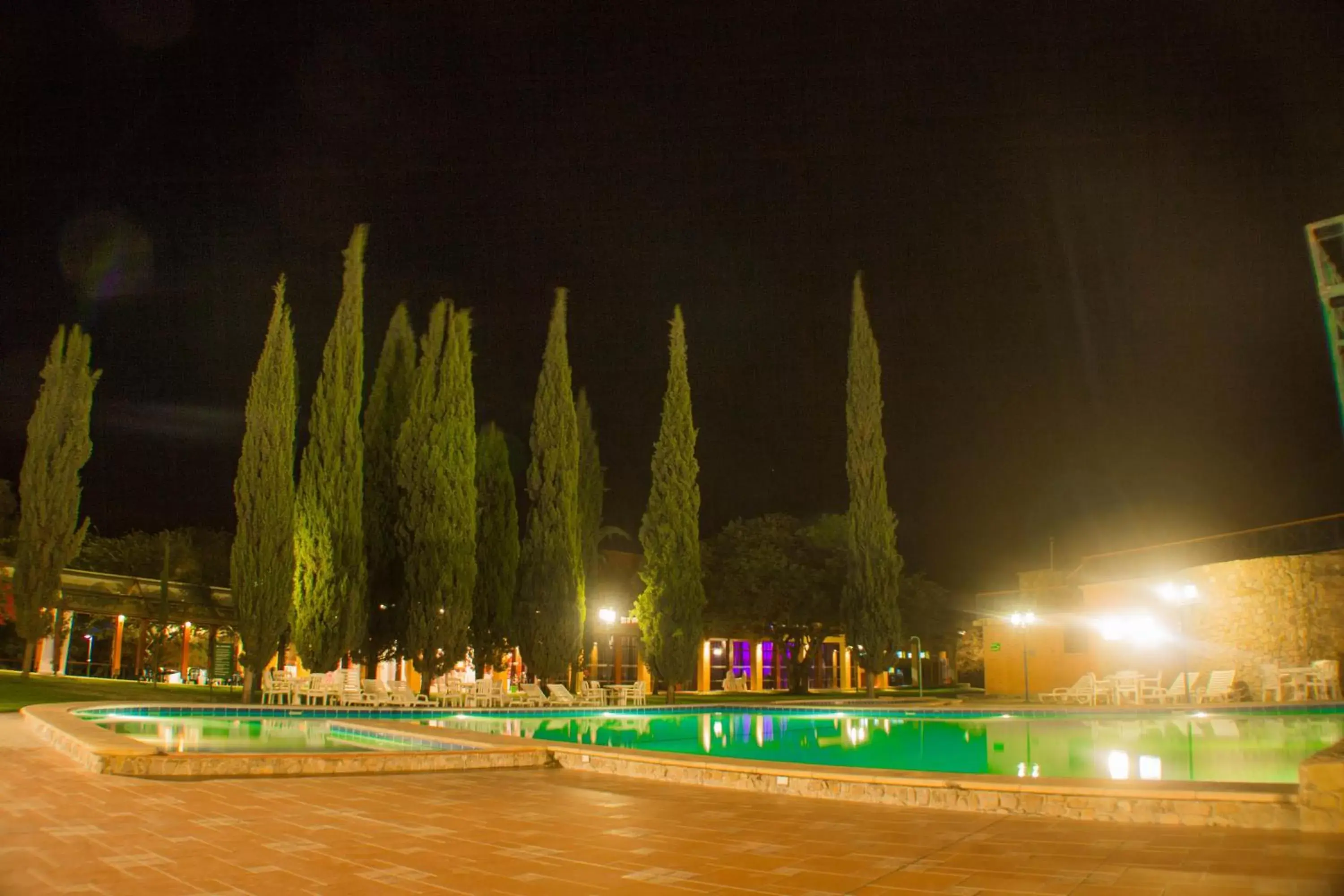 Swimming Pool in Hotel Los Parrales