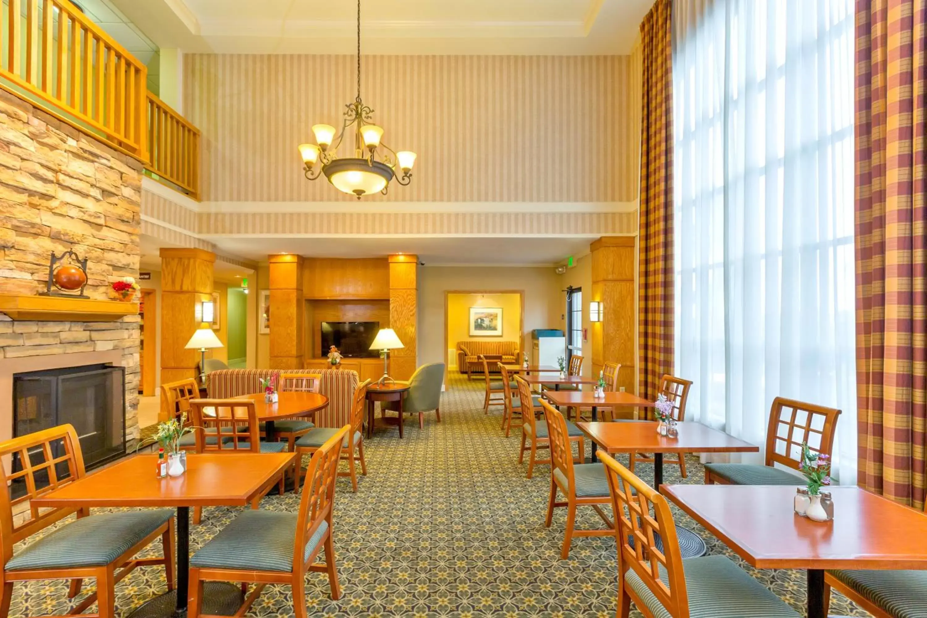 Property building, Restaurant/Places to Eat in Staybridge Suites - Brownsville, an IHG Hotel