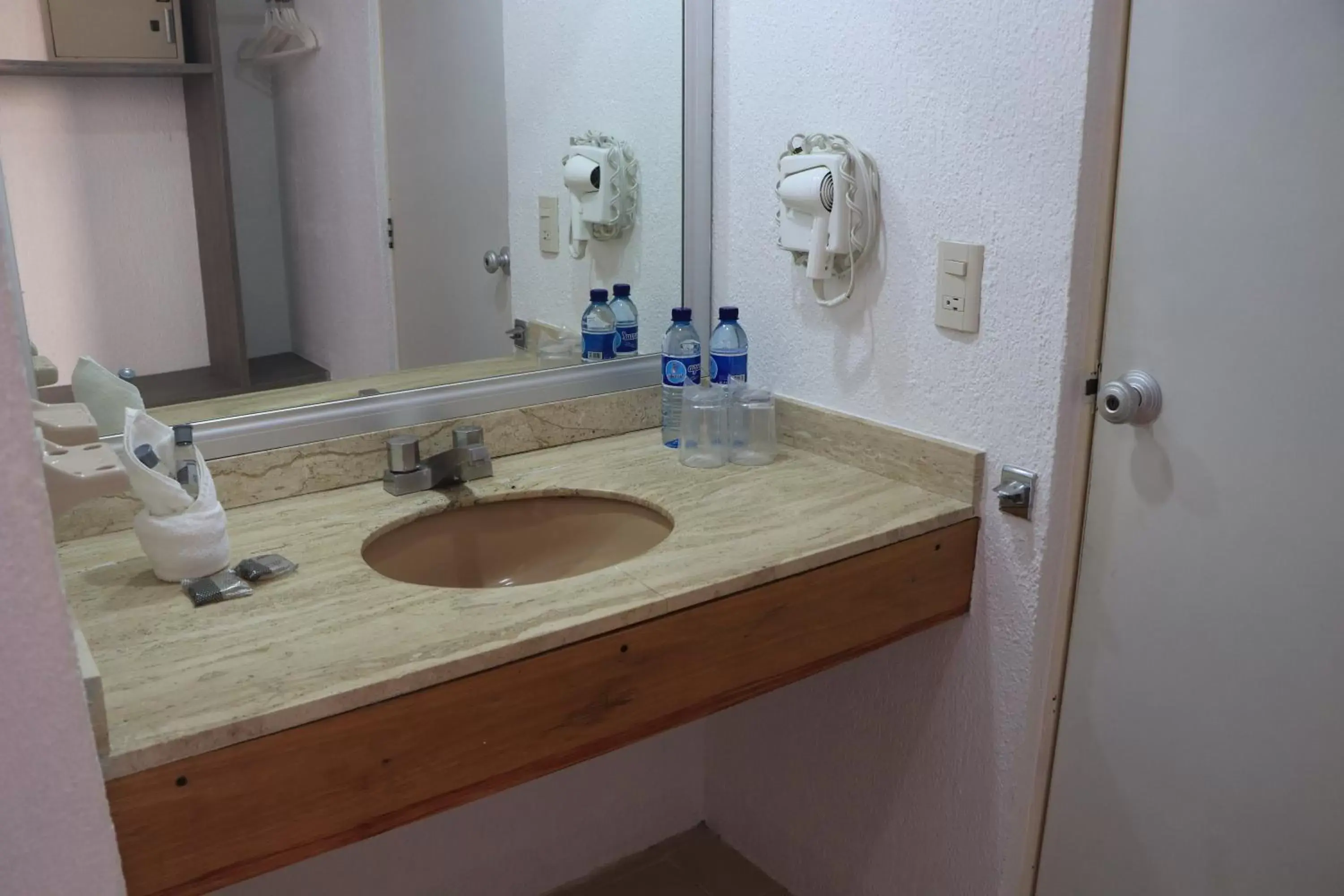 Bathroom in Hotel Plaza Palenque