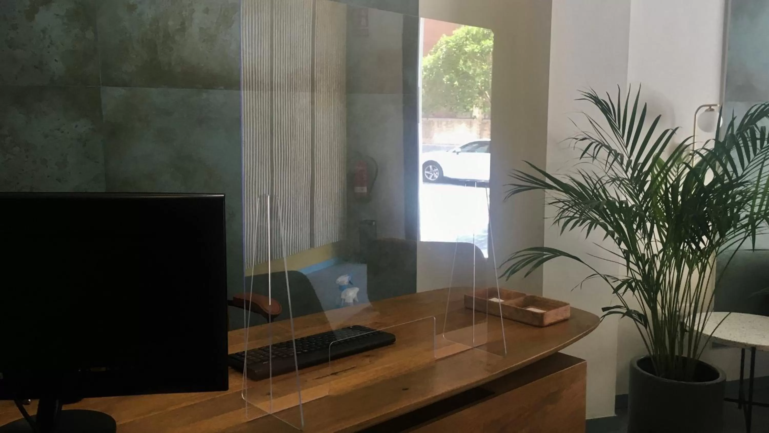 Property building in MD Modern Hotel - Jardines