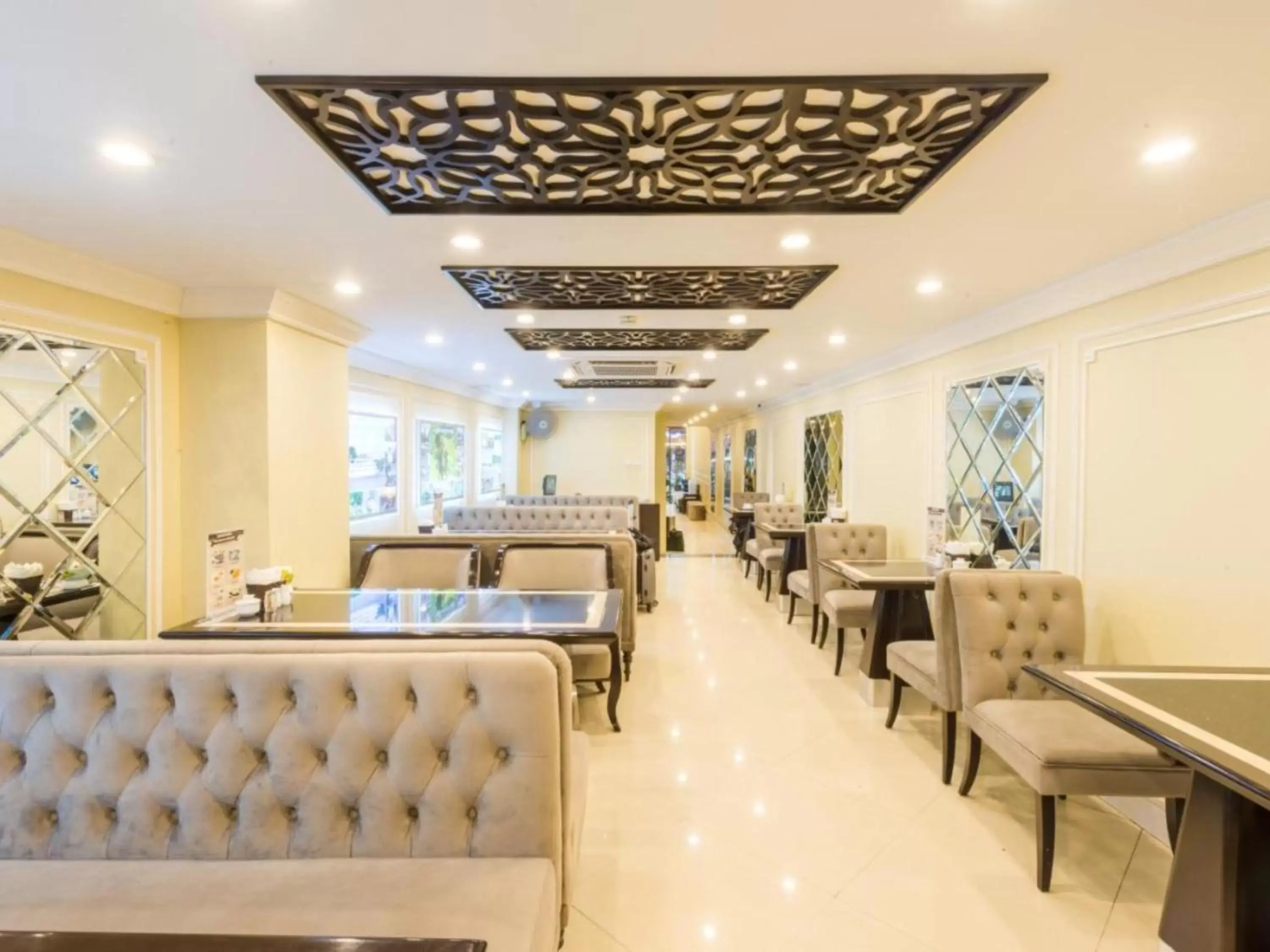 Restaurant/places to eat in Keypad Hotel - 24 Hang Ga Restaurant/places to eat in Keypad Hotel - 24 Hang Ga