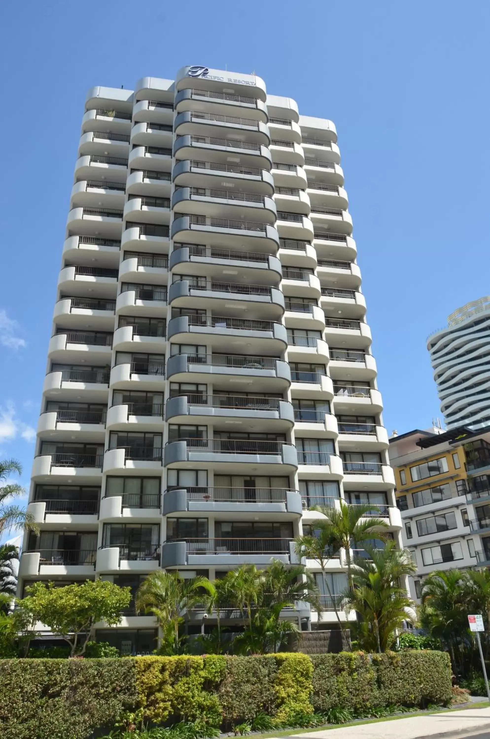 Facade/entrance, Property Building in Broadbeach Pacific Resort