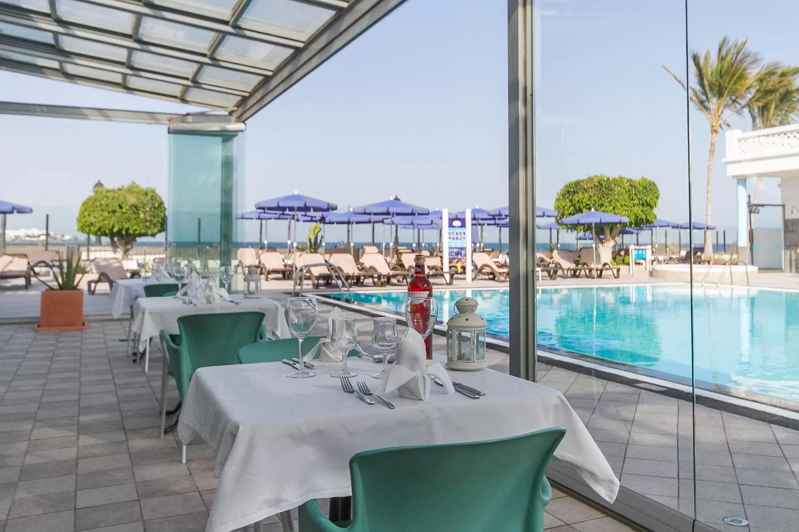 Food and drinks, Restaurant/Places to Eat in Hotel Las Costas