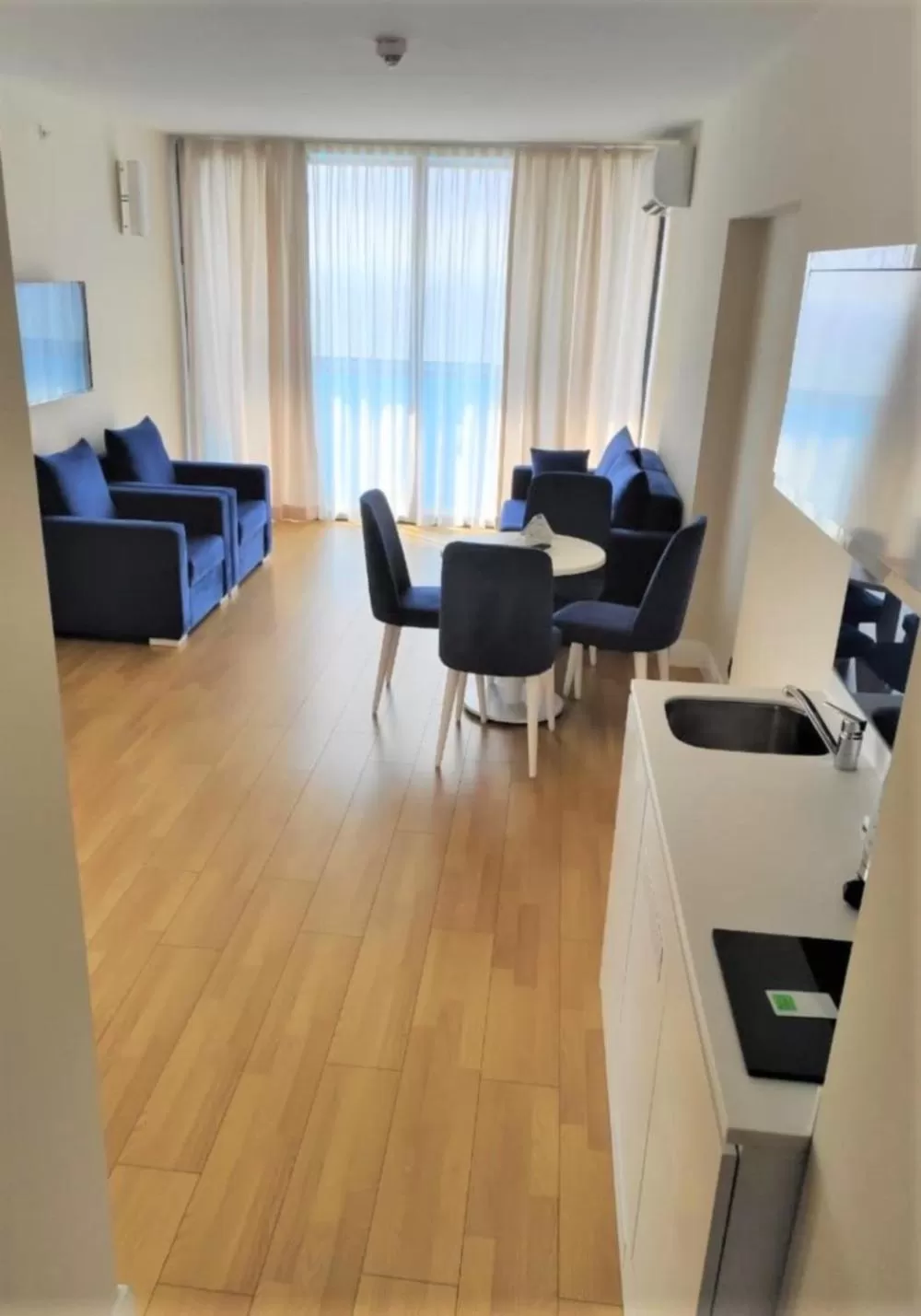 TV and multimedia in BaTumi ApartHoTel Black Sea coast