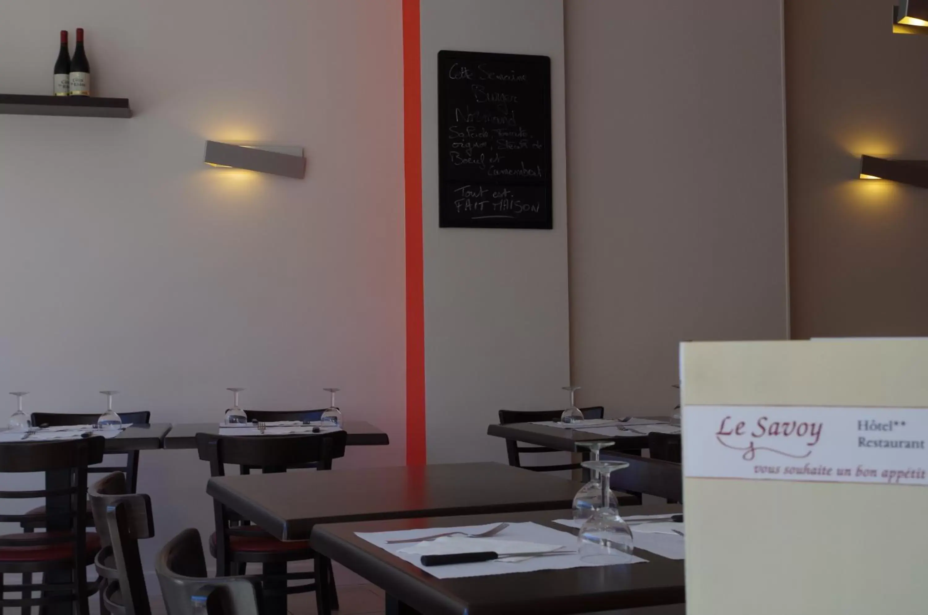 Restaurant/Places to Eat in The Originals City, Hôtel Le Savoy, Caen (Inter-Hotel)