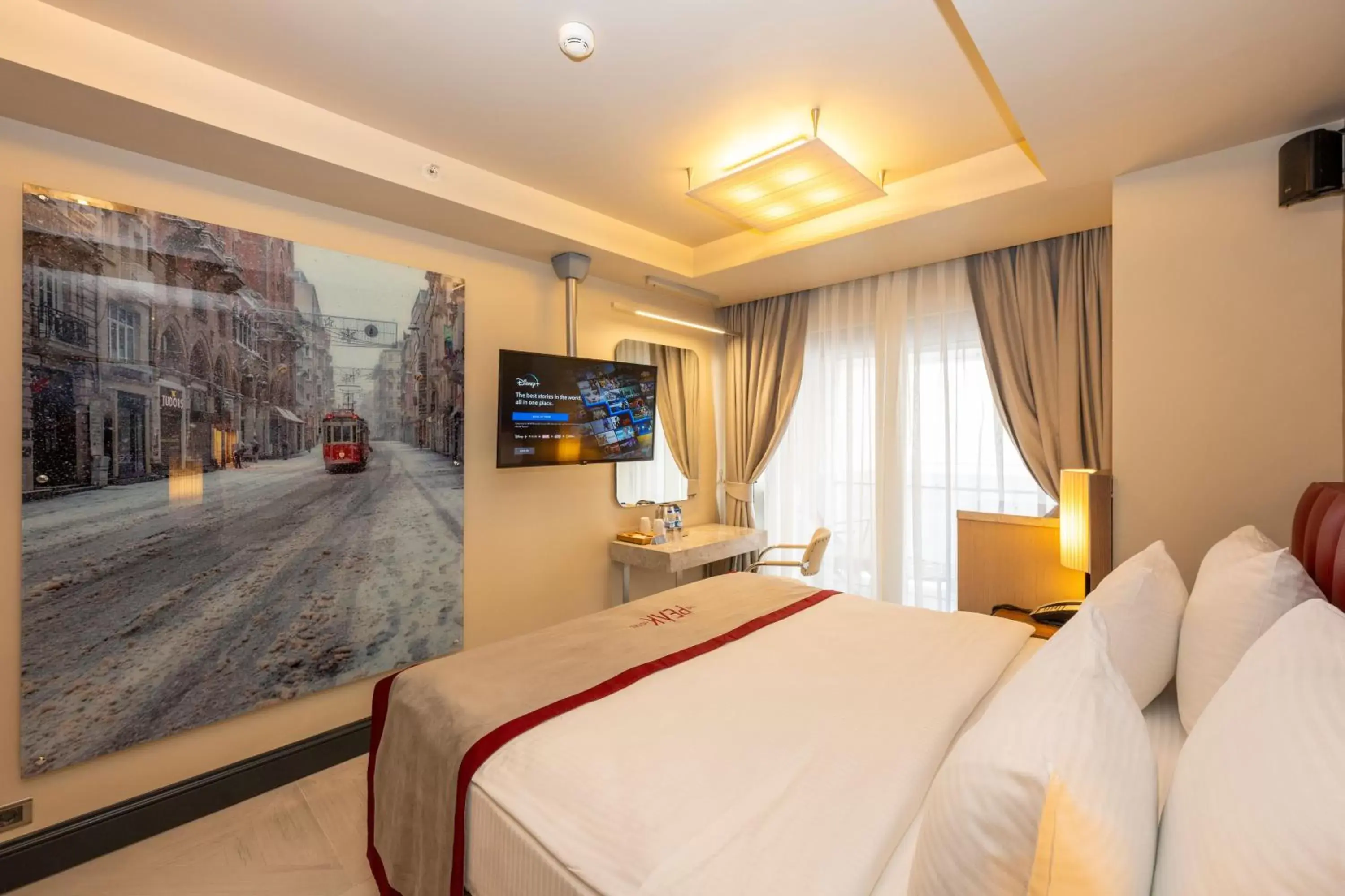 Living room, Bed in Ramada By Wyndham Istanbul Pera Taksim Living room, Bed in Ramada By Wyndham Istanbul Pera Taksim