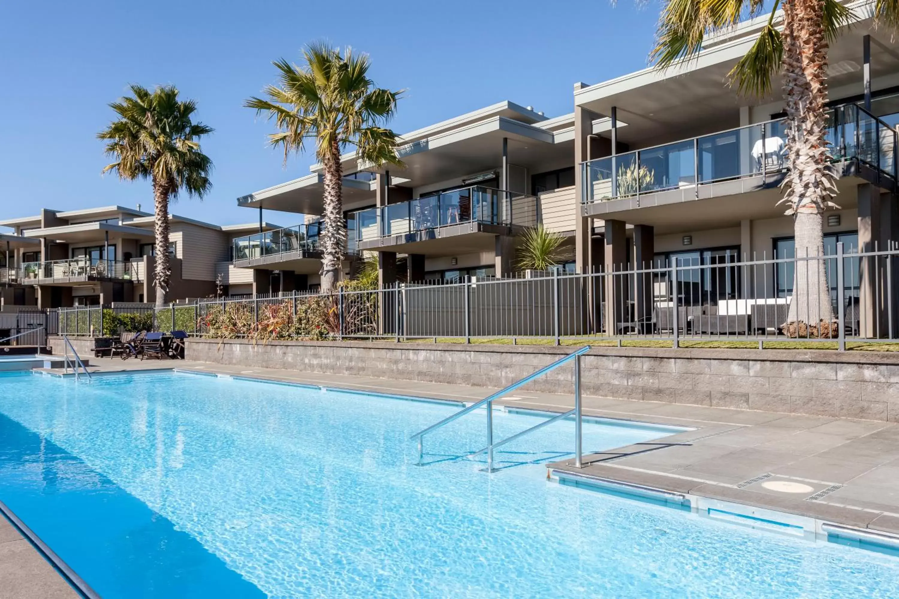 Swimming pool, Property Building in Sovereign Pier On The Waterways