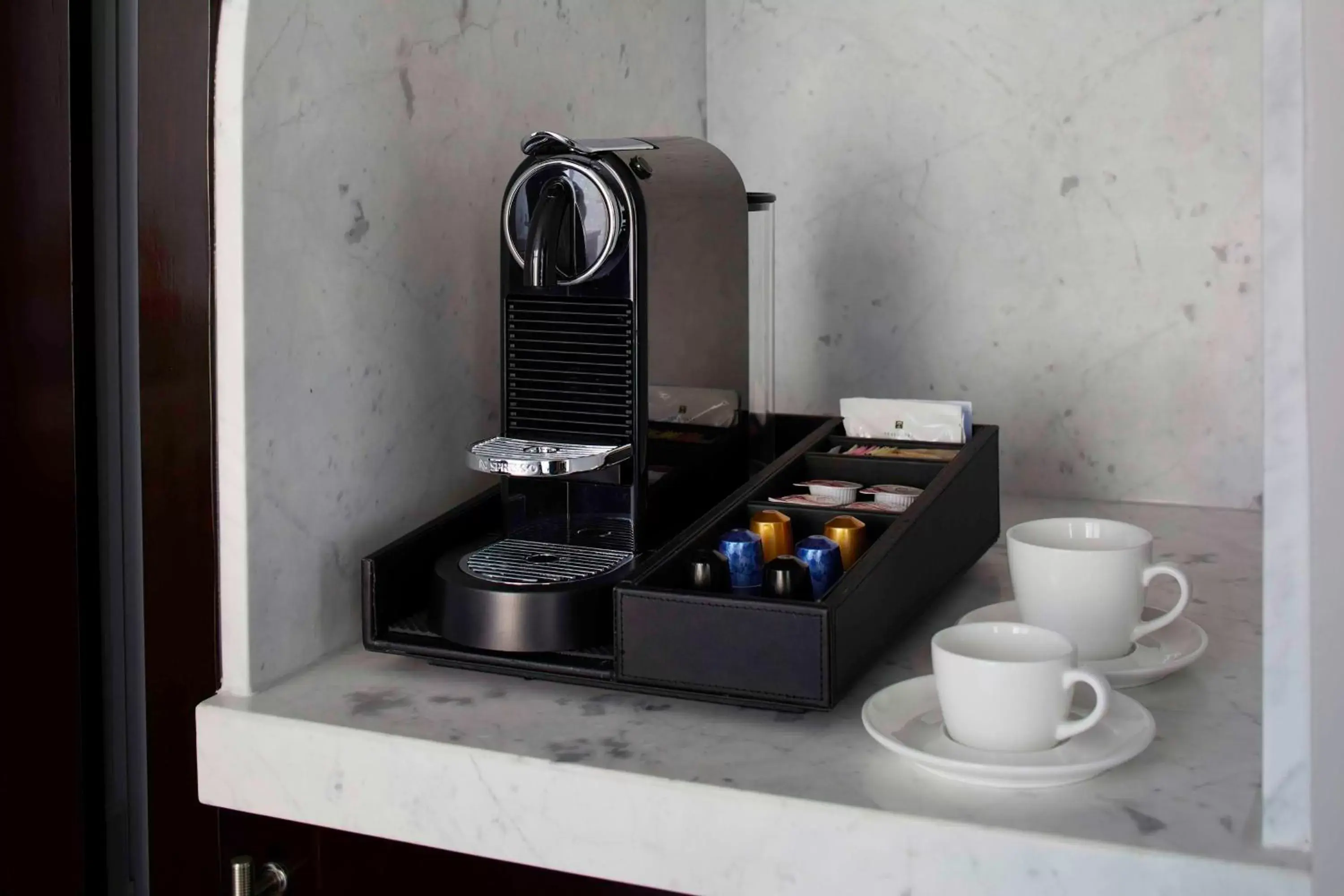 Photo of the whole room, Coffee/Tea Facilities in Waldorf Astoria Atlanta Buckhead