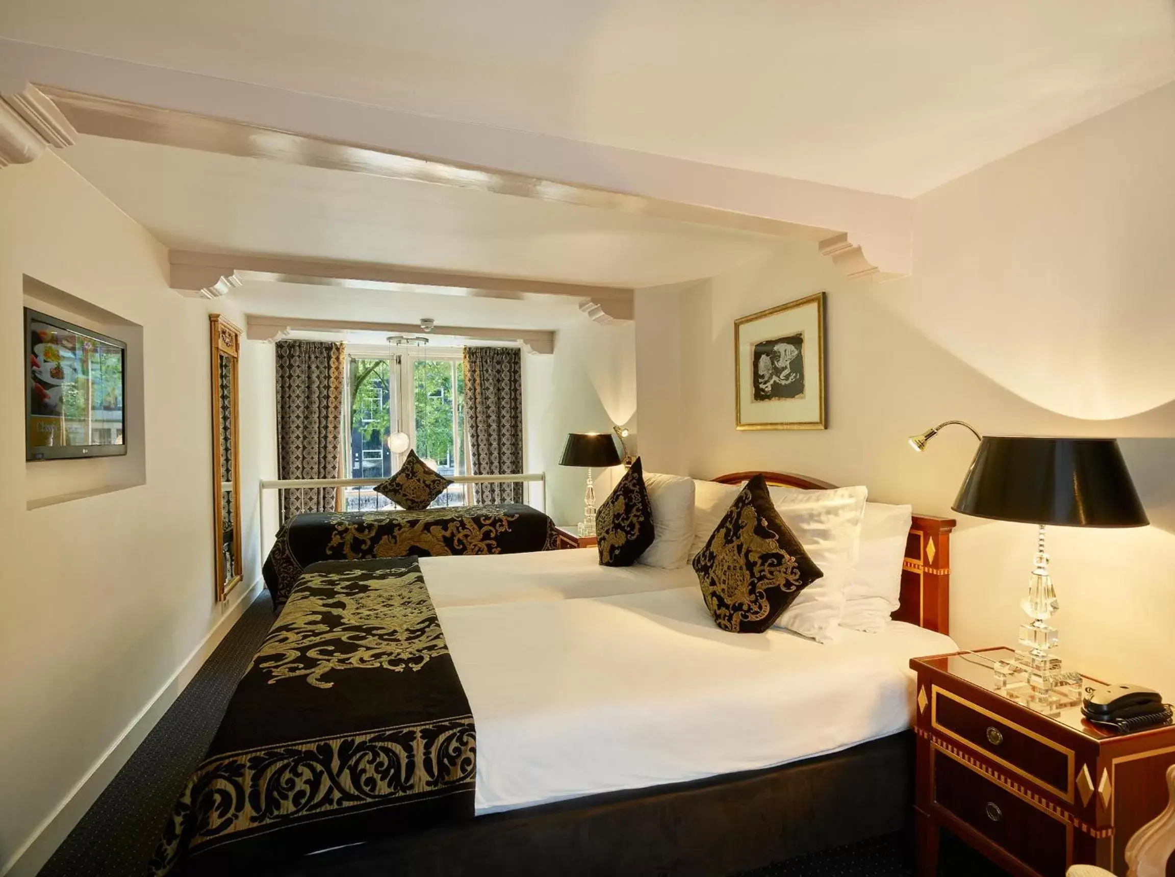 Bed, Room Photo in Ambassade Hotel