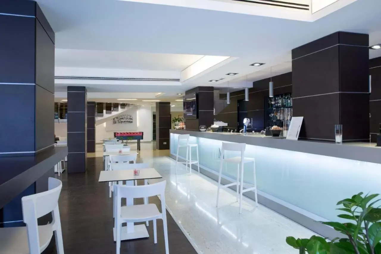 Lounge or bar in MIDAS Palace Hotel