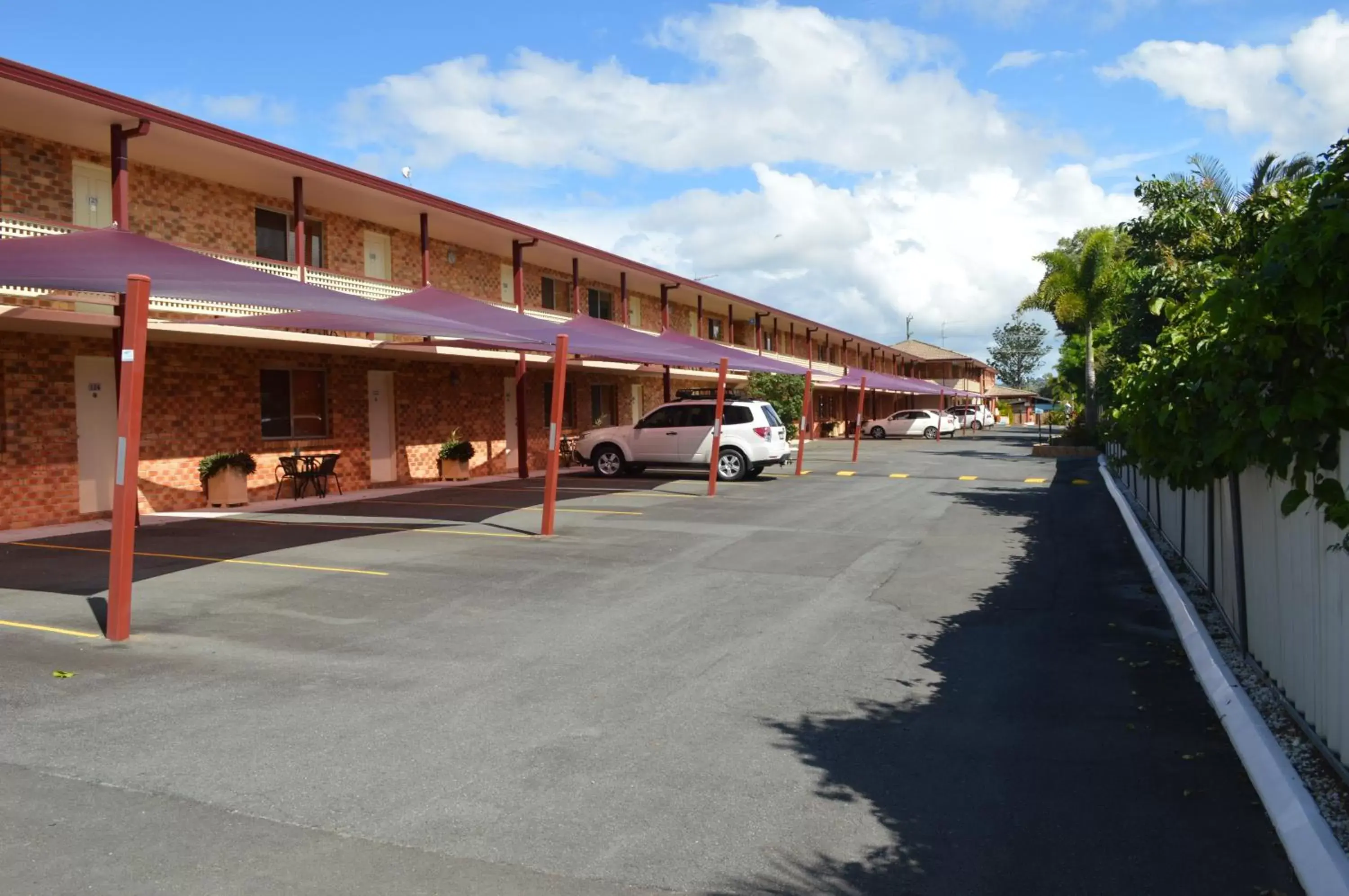 Area and facilities, Property Building in Kennedy Drive Airport Motel