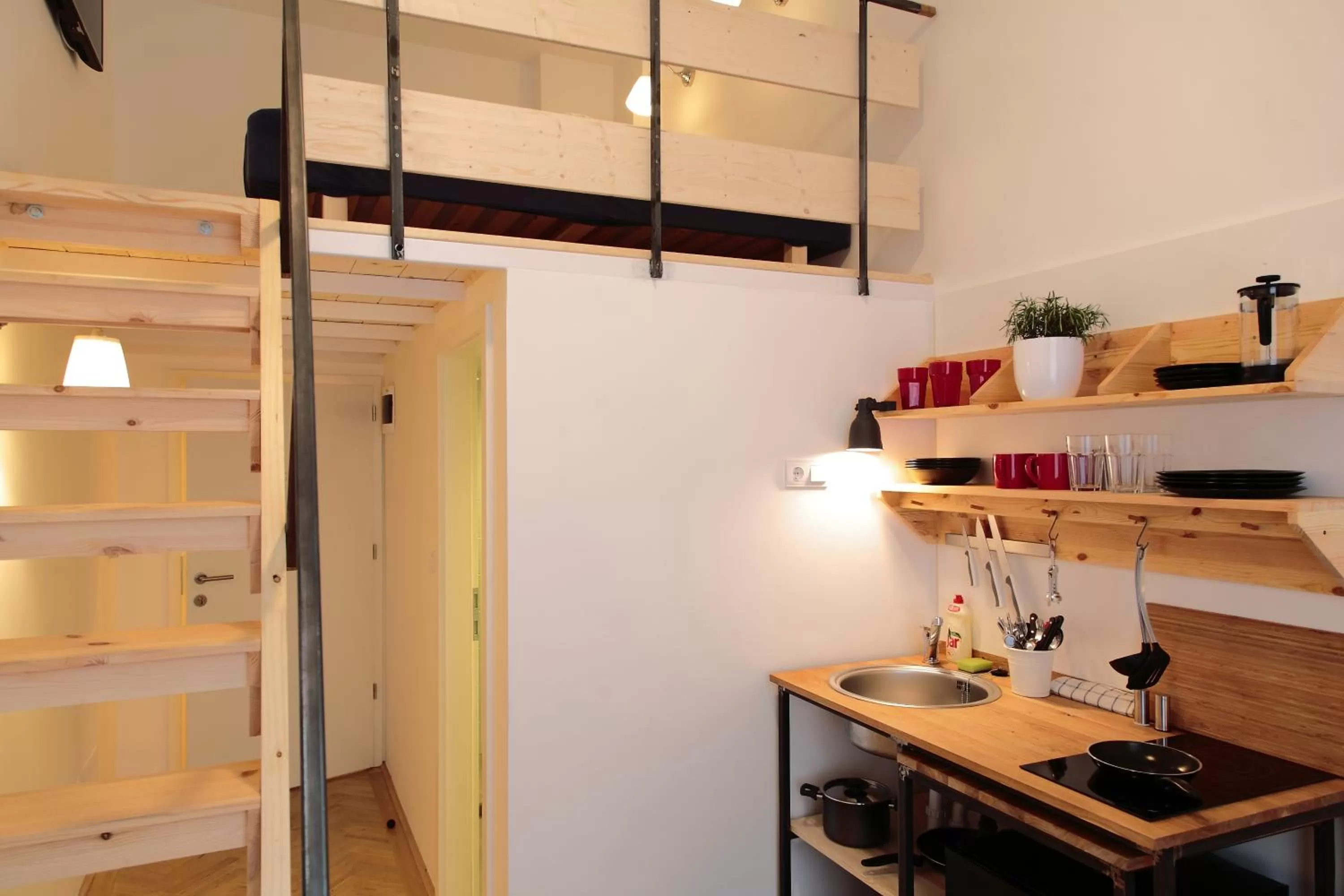 Coffee/tea facilities in Maverick Apartments