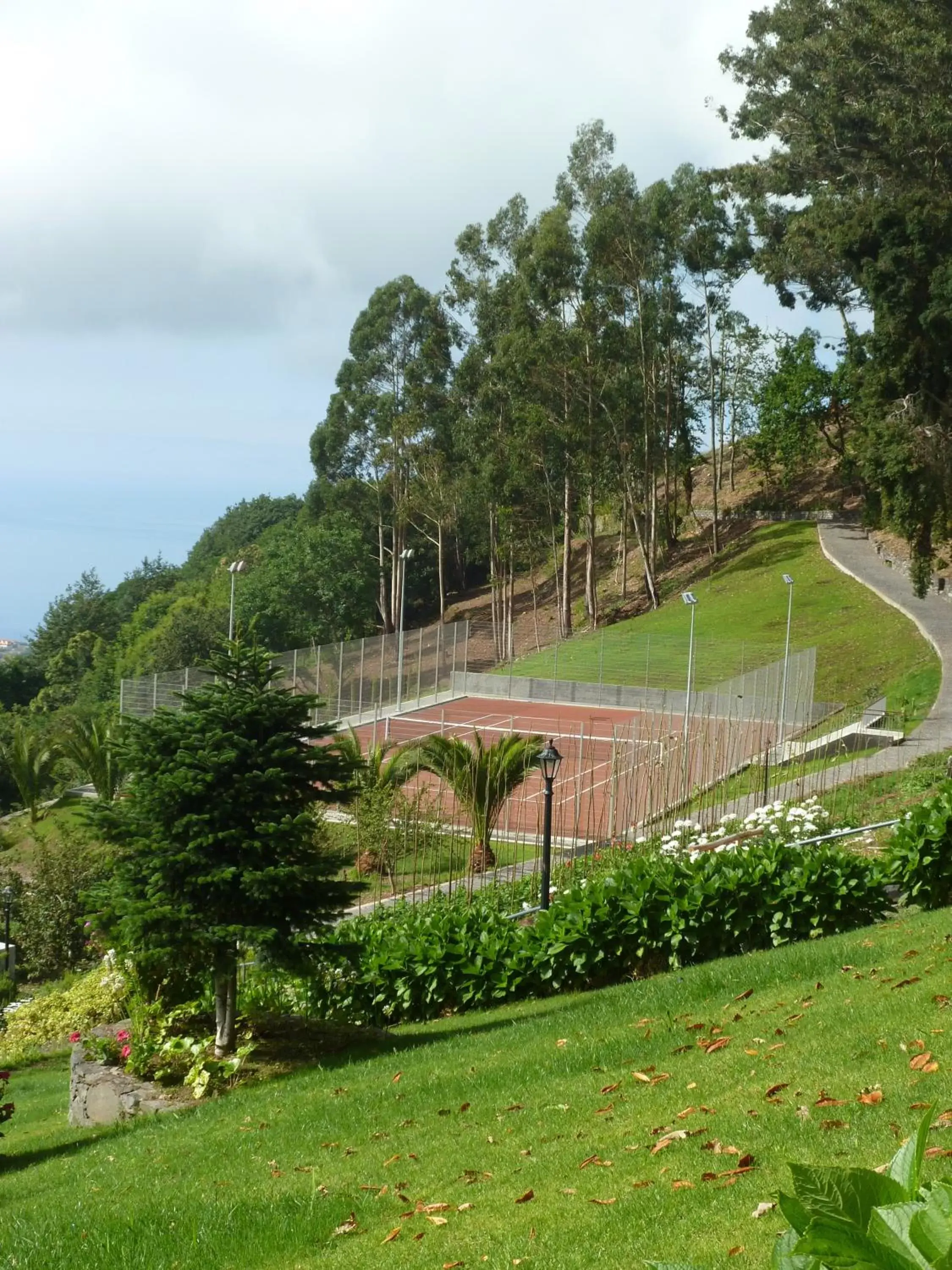 Tennis court in BIO Hotel - Hotel Quinta da Serra