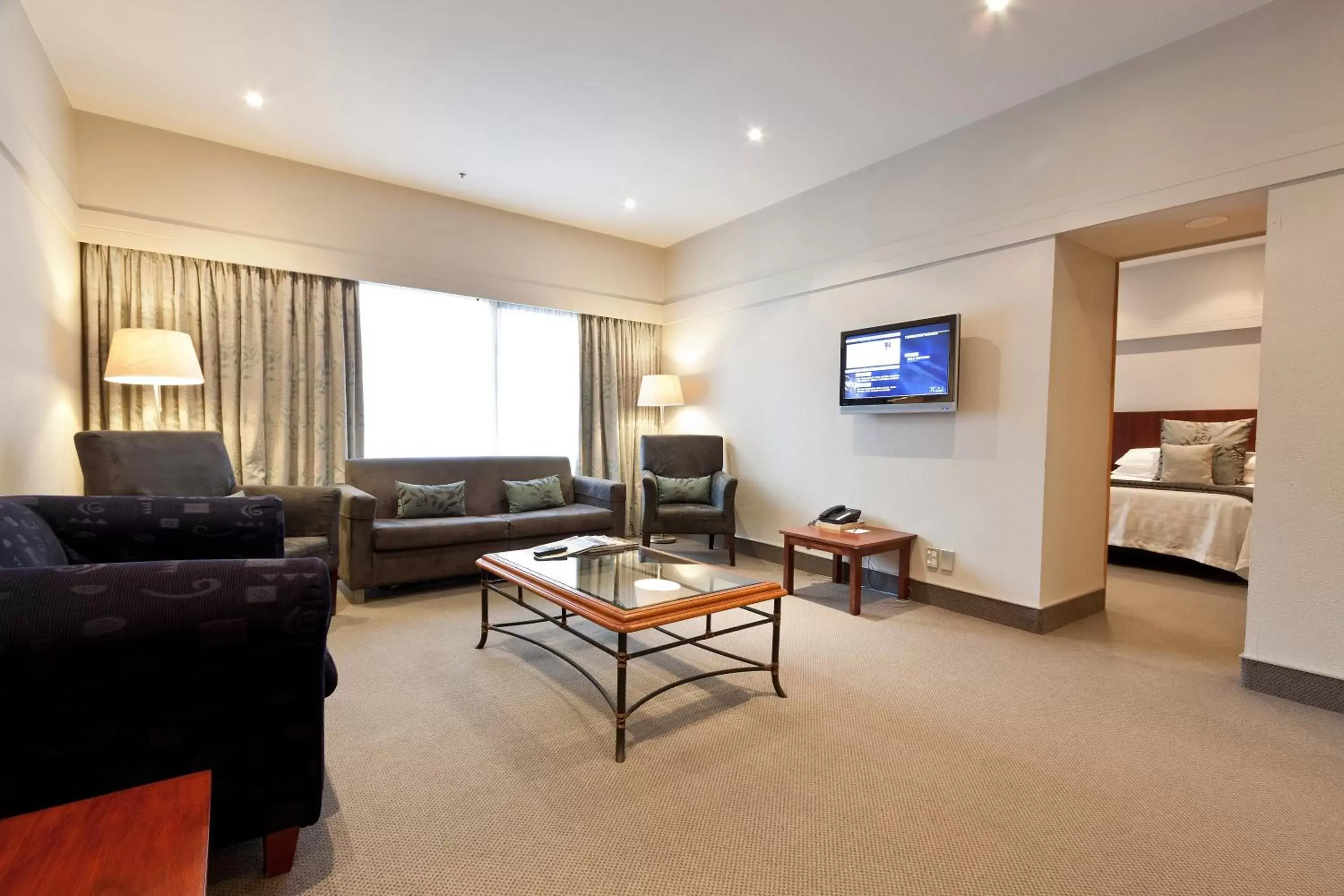 TV and multimedia, Seating Area in James Cook Hotel Grand Chancellor