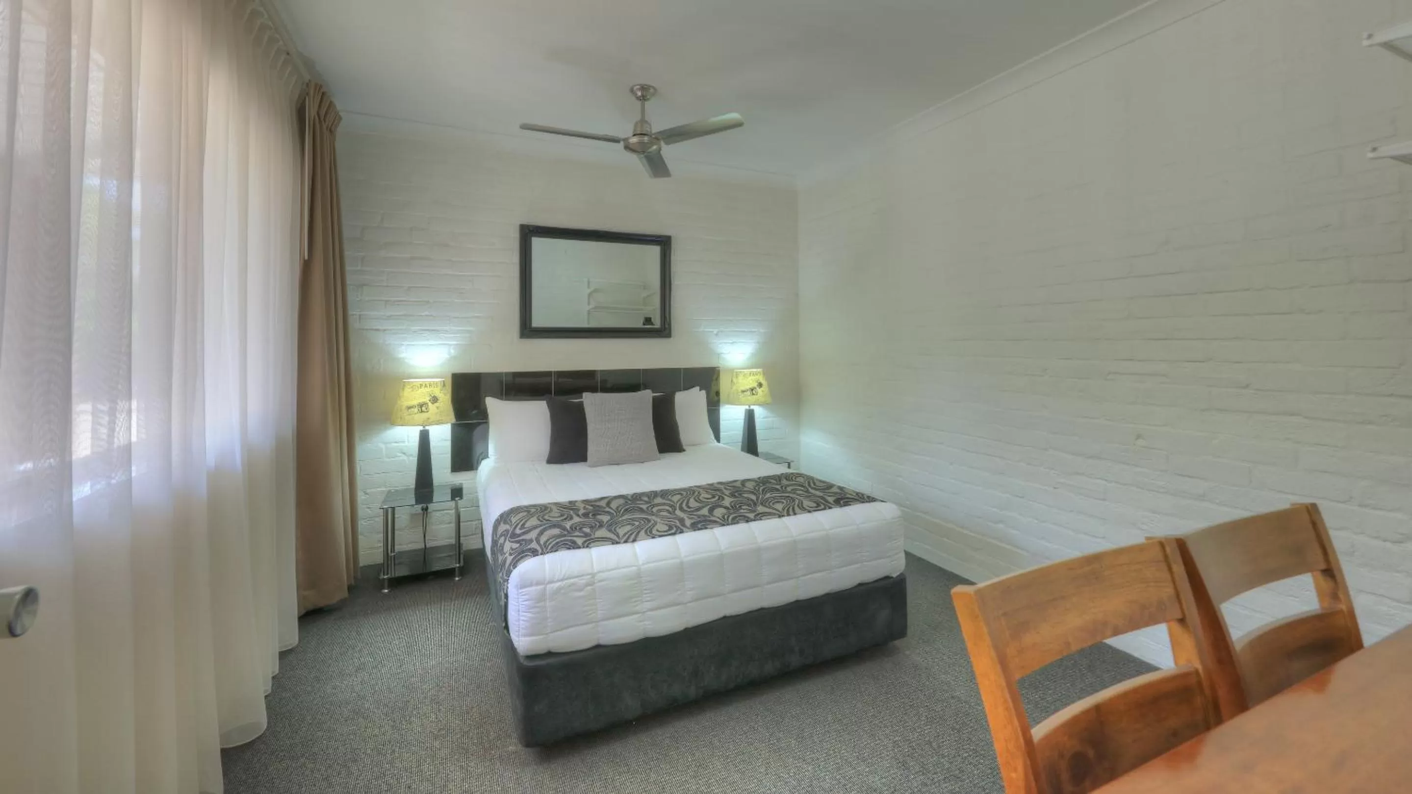 Bedroom, Bed in Heritage River Motor Inn