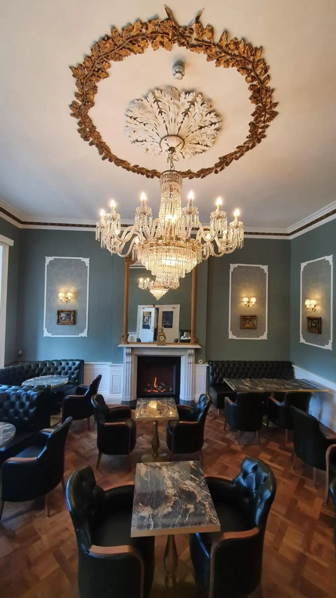 Living room in Hotel St George by Nina