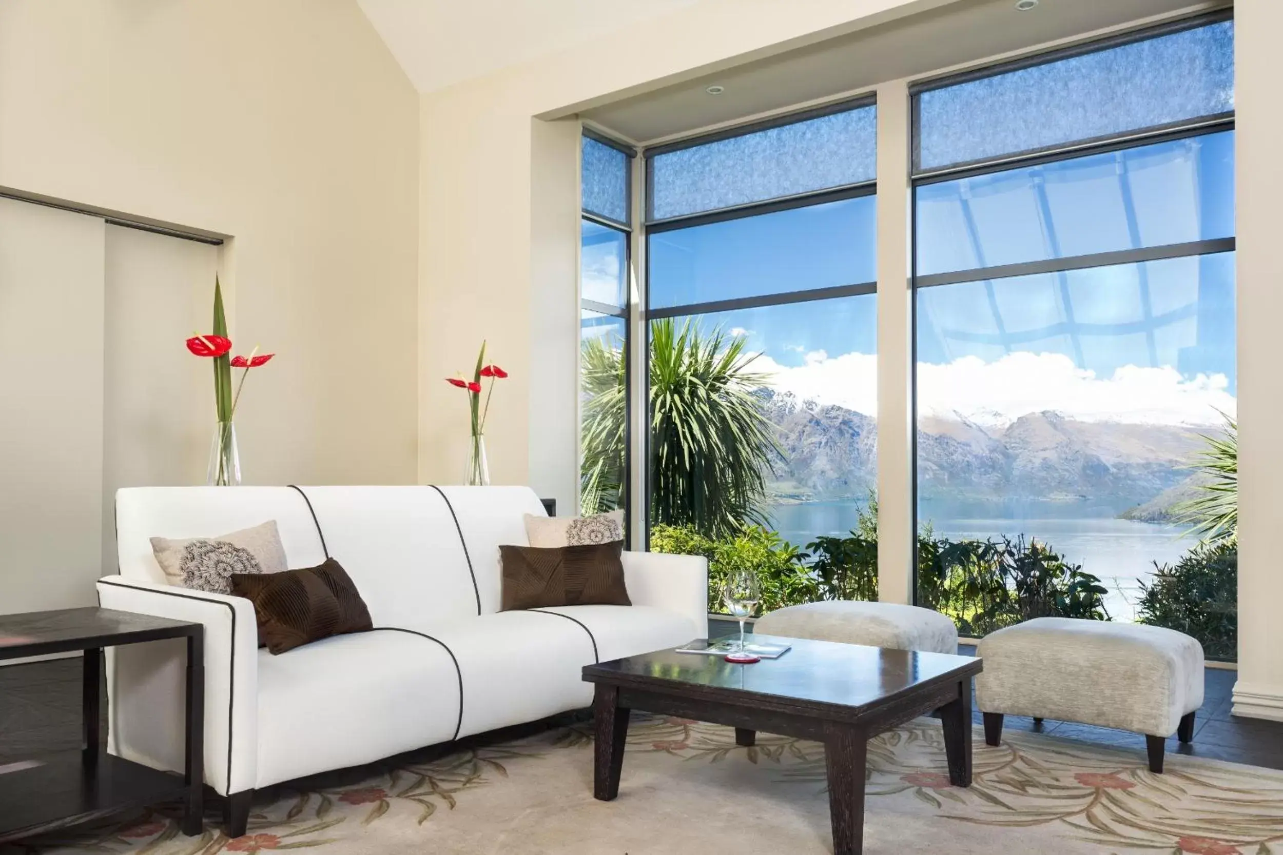 Lobby or reception, Seating Area in Azur Lodge