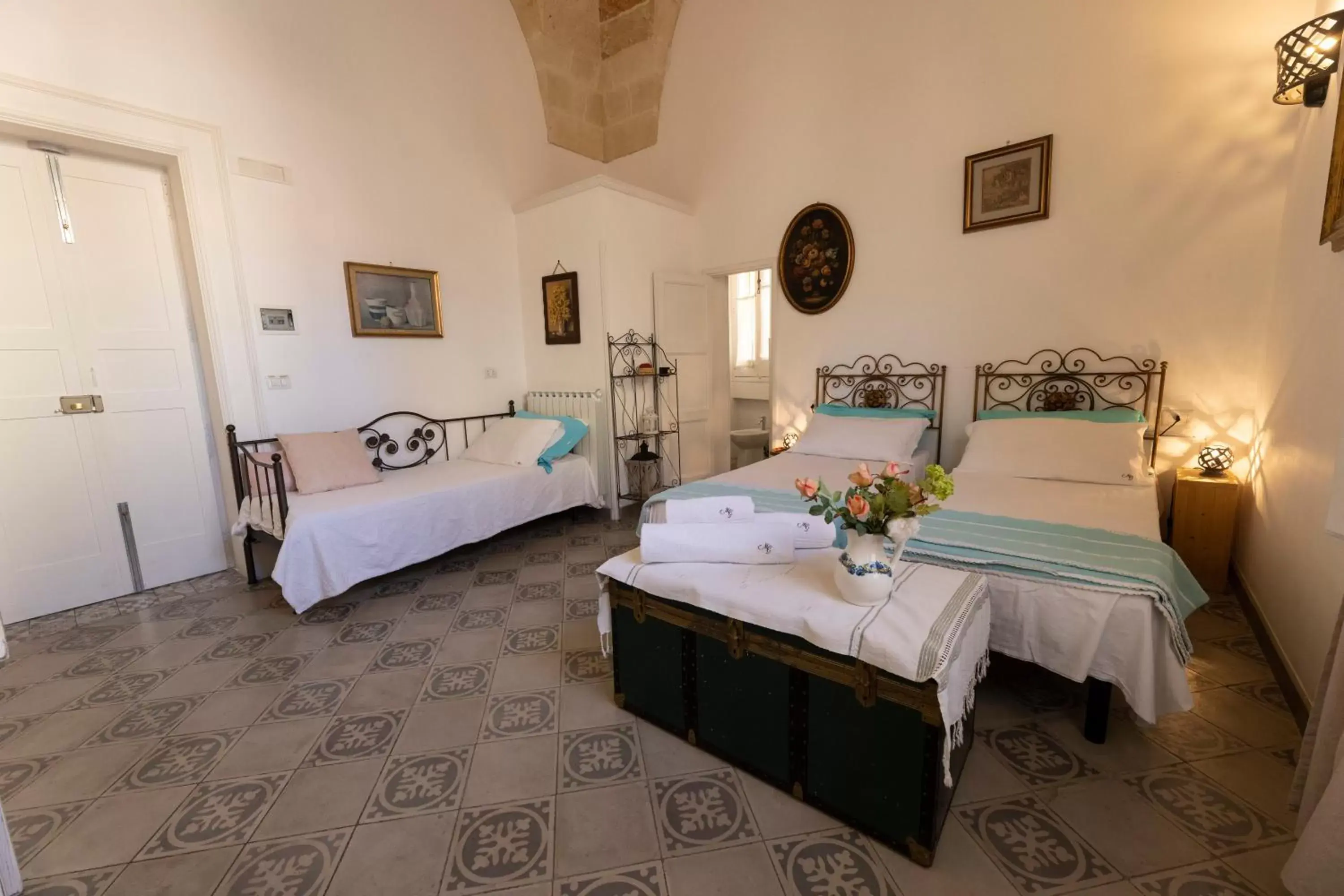 Photo of the whole room, Bed in Antica Dimora dei Nonni