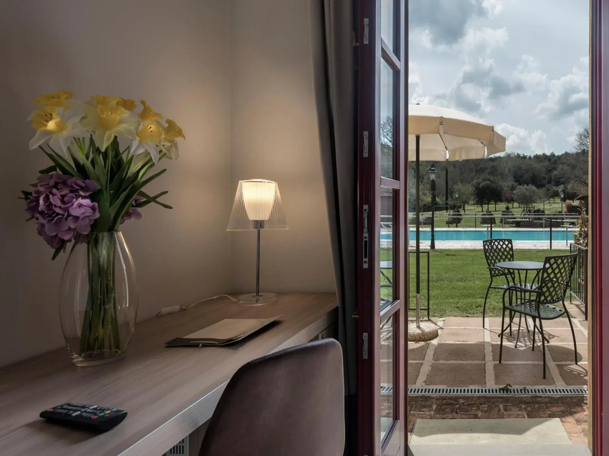 Balcony/Terrace, Pool View in Hotel & Restaurant Casolare Le Terre Rosse