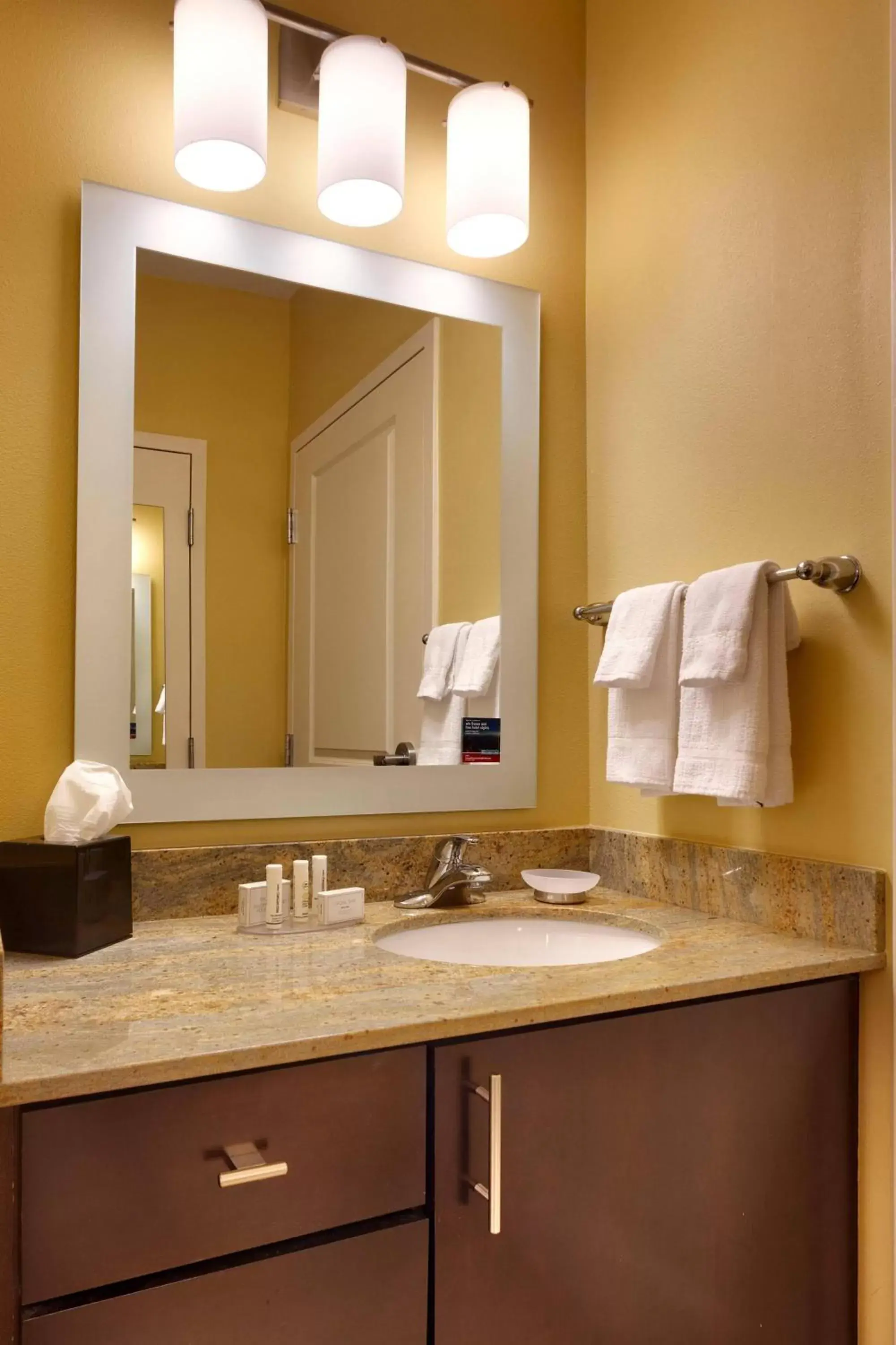Bathroom in TownePlace Suites by Marriott Vernal