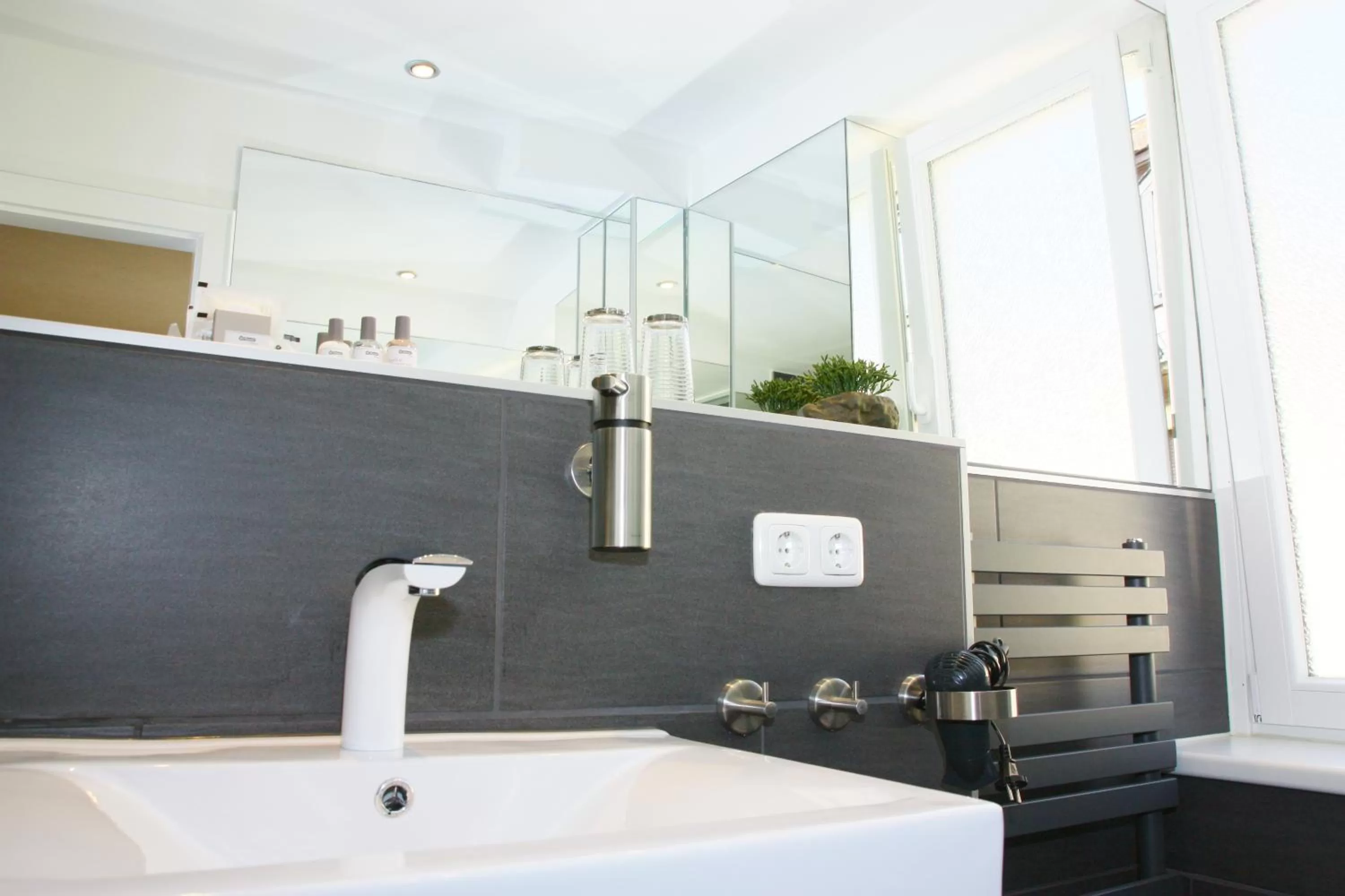 Bathroom in Hotel am Schloss