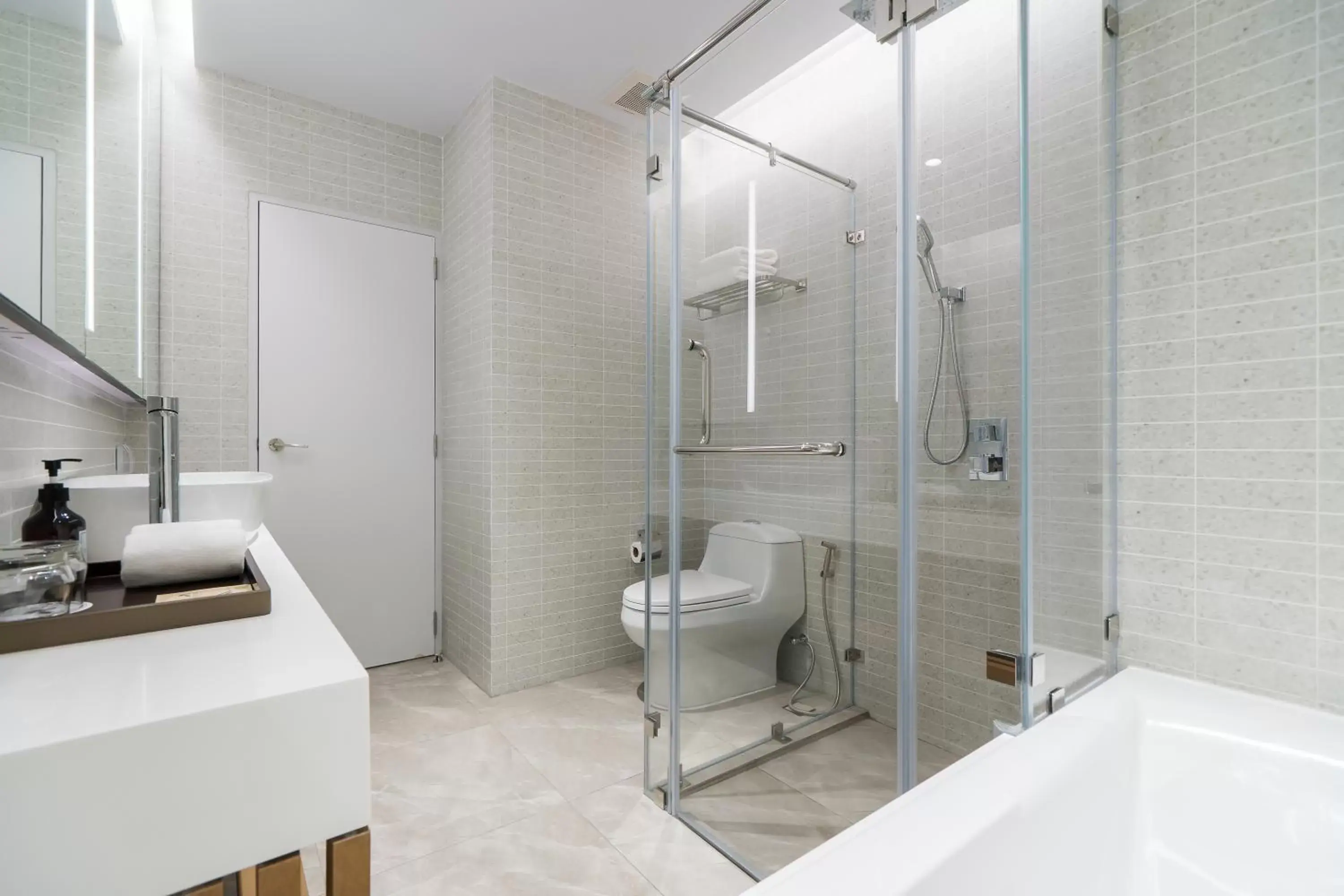 Shower, Bathroom in Arbour Hotel and Residence