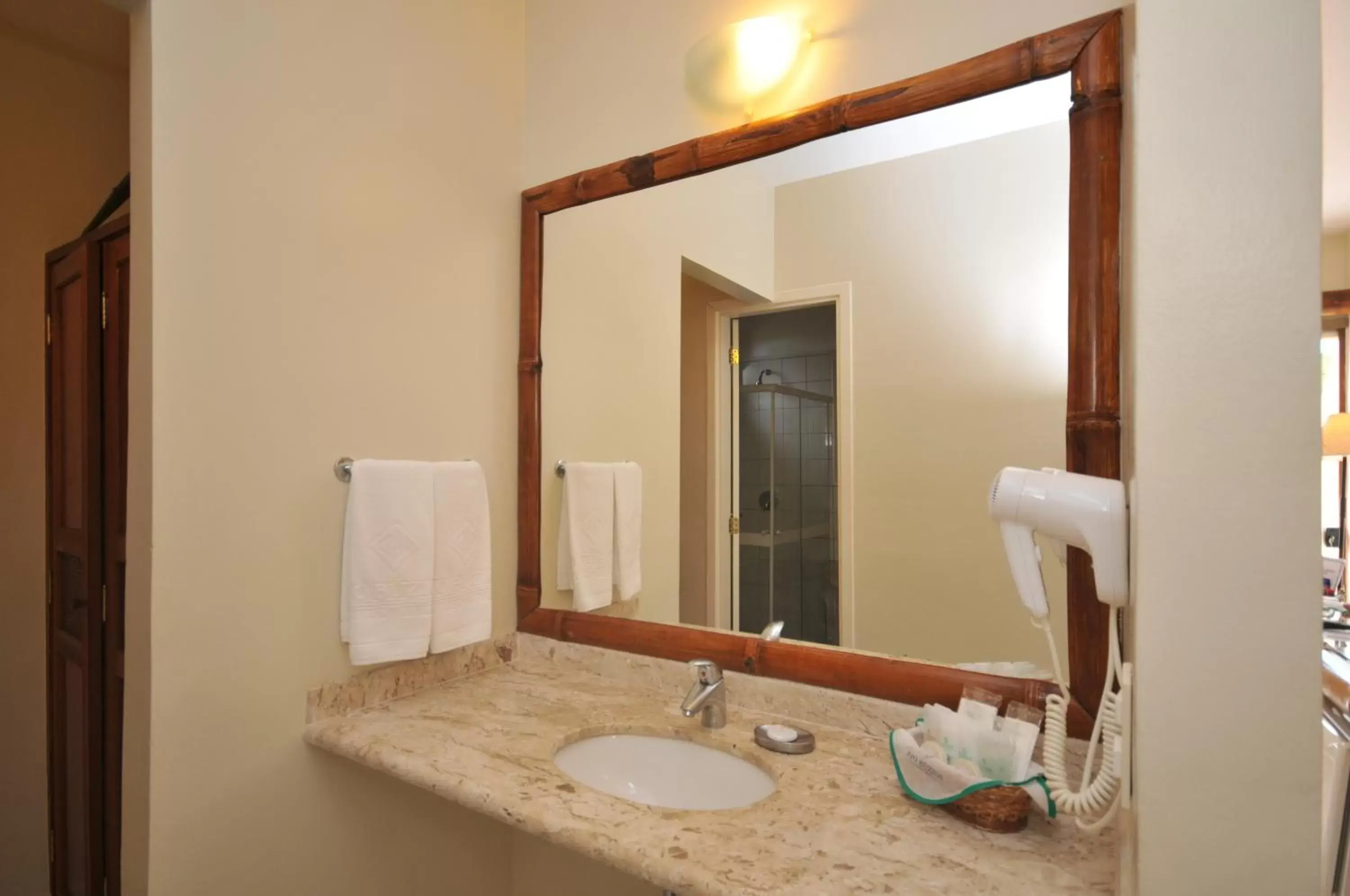 Bathroom in Rio Búzios Beach Hotel